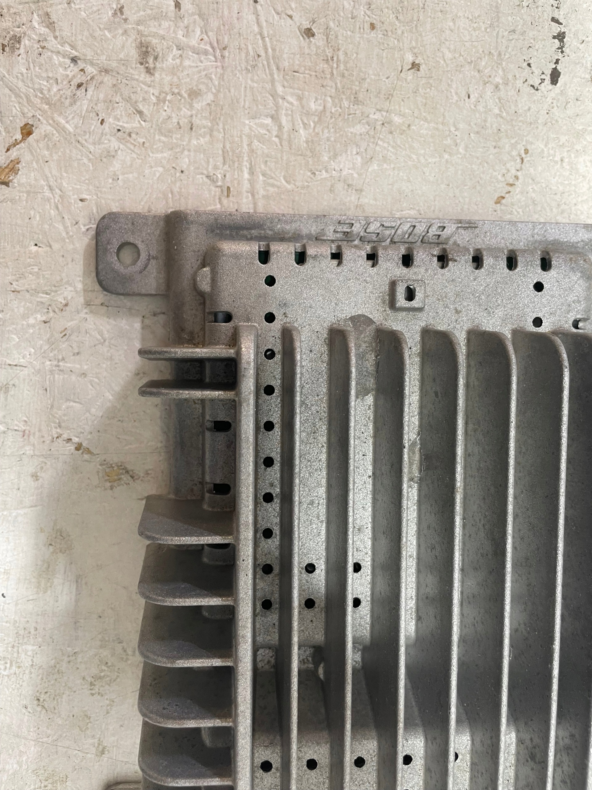 Nissan Qashqai J10 Verstärker Bose 28060EY10A image 3