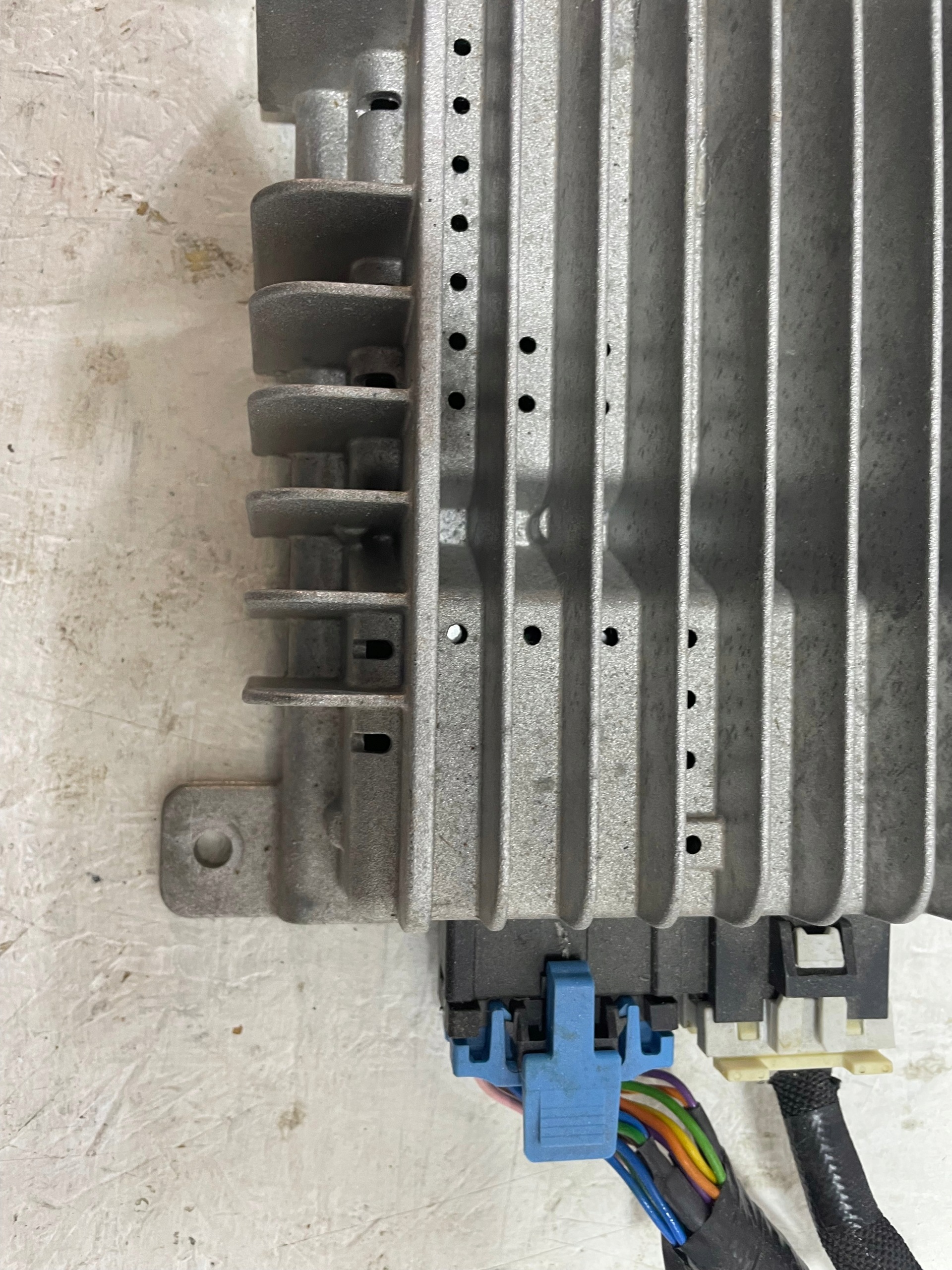 Nissan Qashqai J10 Verstärker Bose 28060EY10A image 4