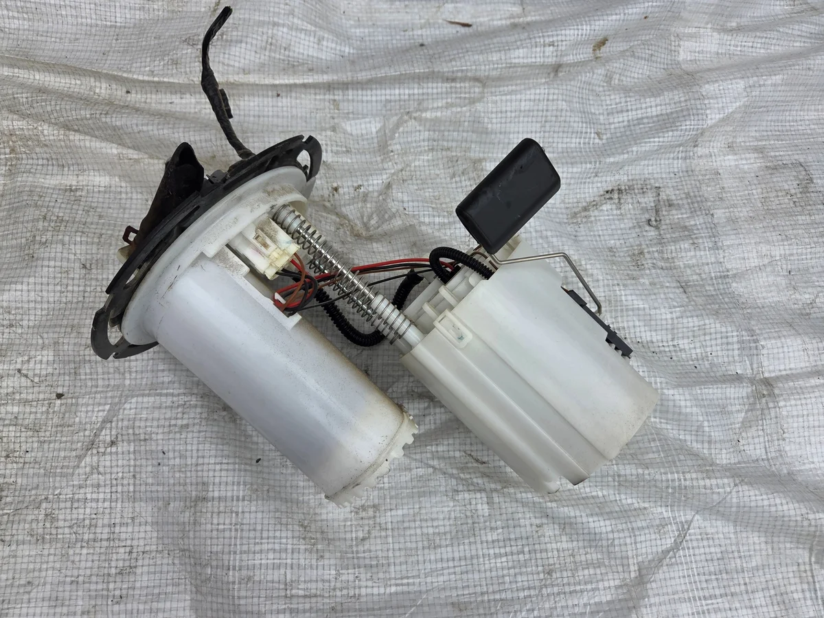 Boîtier pompe à carburant Hyundai i20 II 1.2