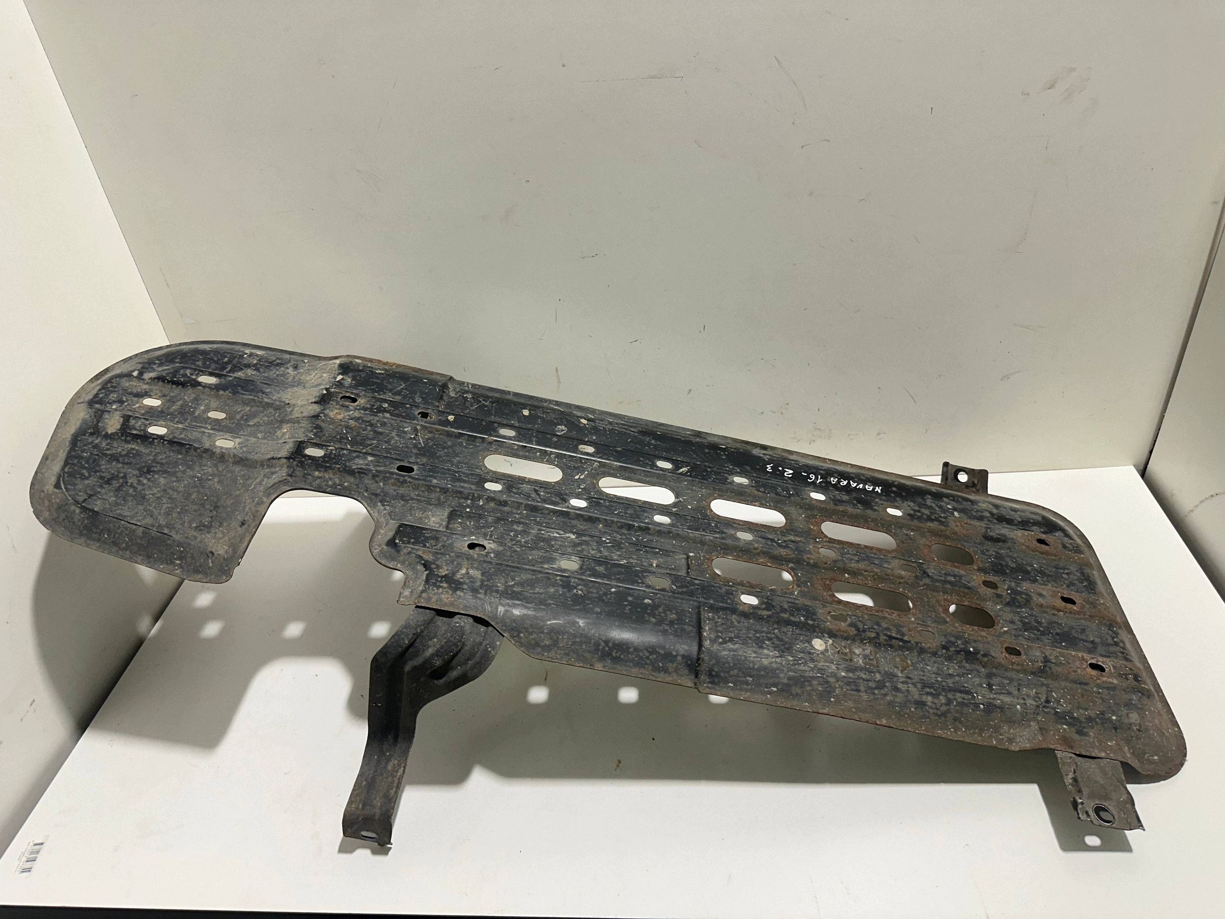 Fuel Tank Shield Nissan Navara D23 Used