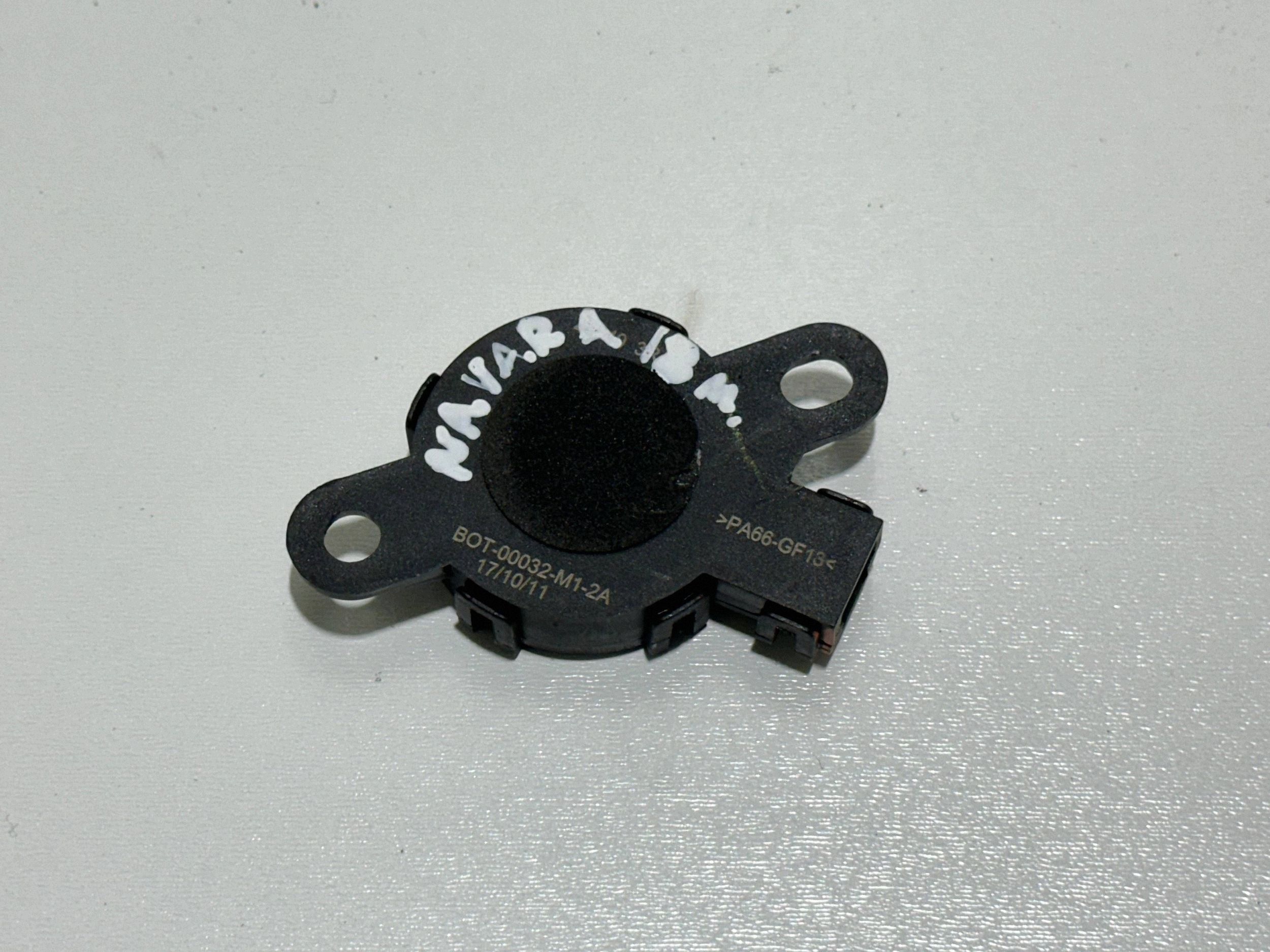 PDC Summer Nissan Navara D23 BOT00032M12A