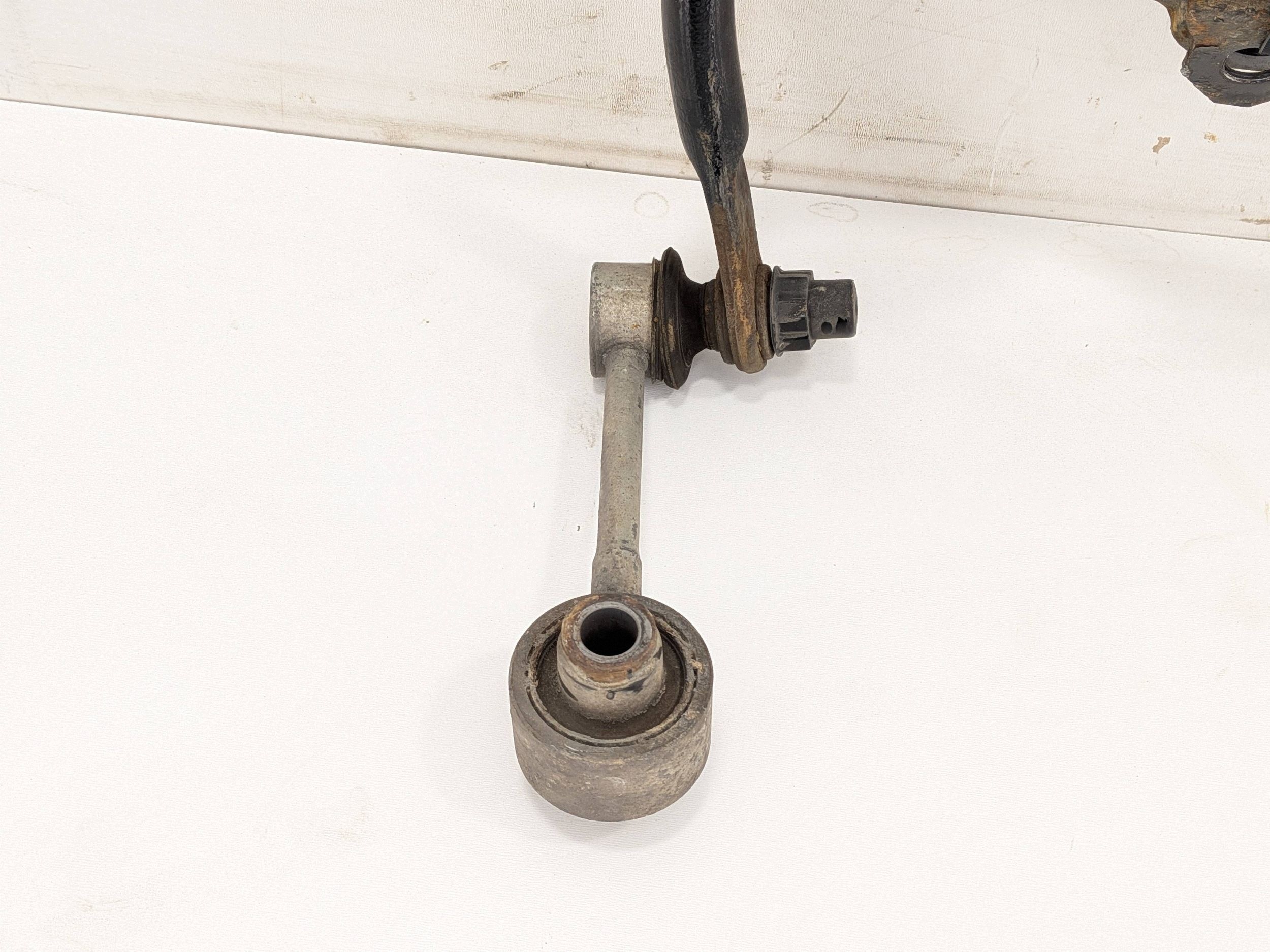 Stabilisator hinten Toyota Highlander XU70 image 3
