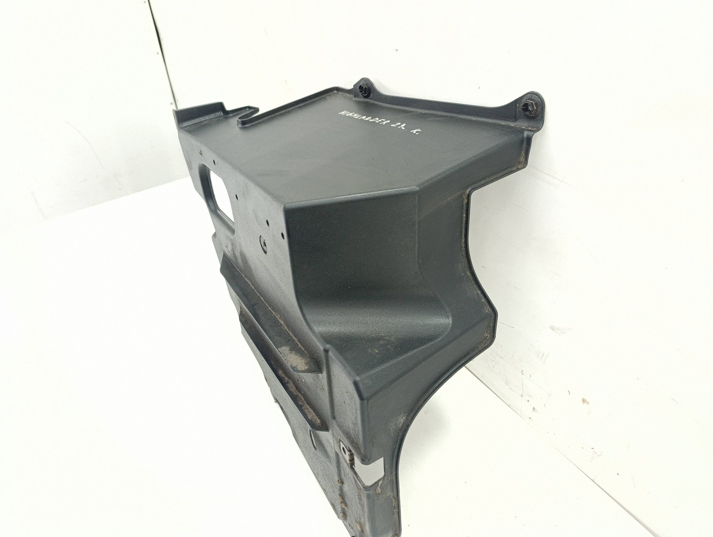 Toyota Highlander XU70 587240E100 Protection image 3