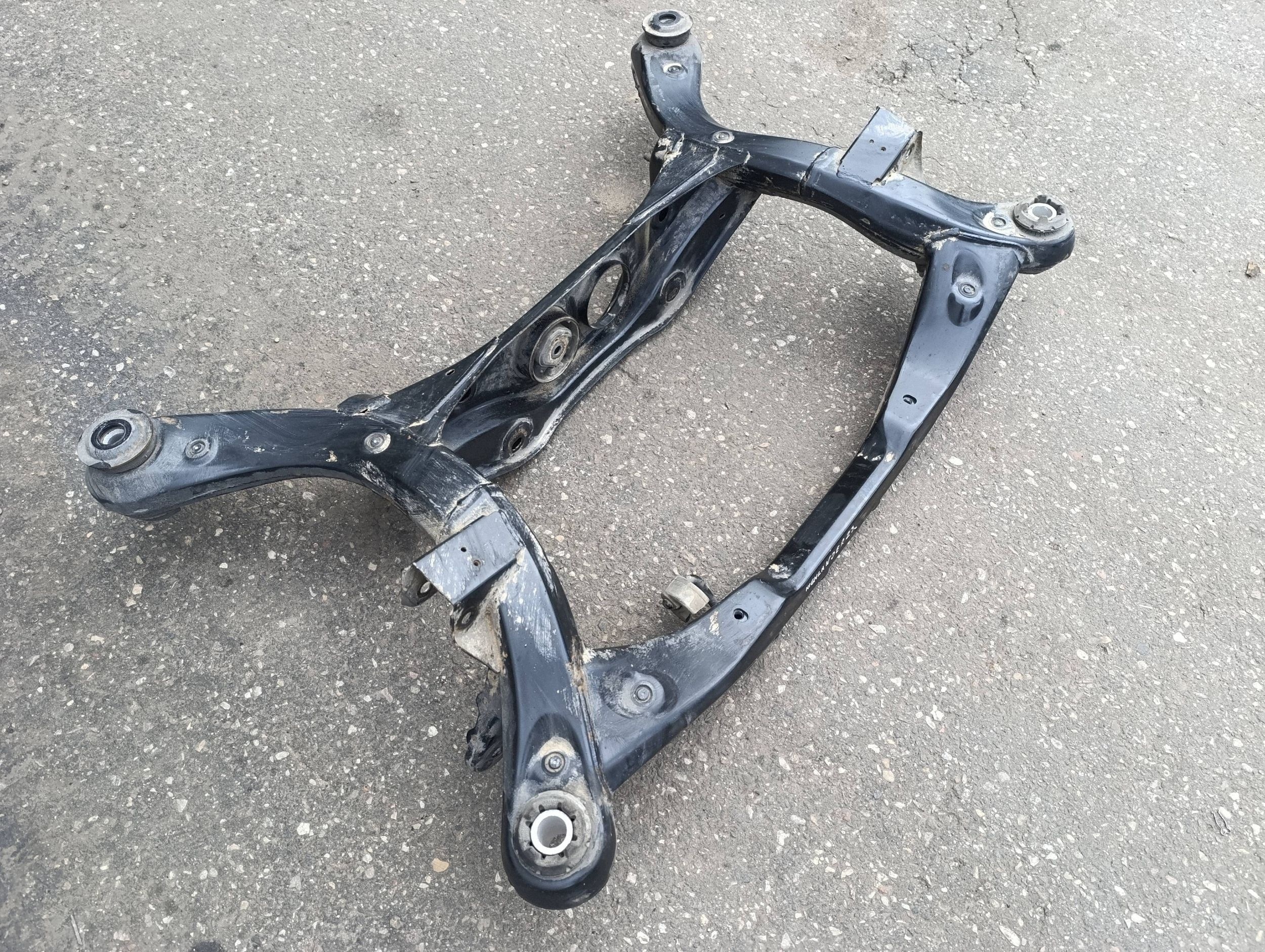 Bakre skenor Toyota Highlander XU70 VLO36746 image 4
