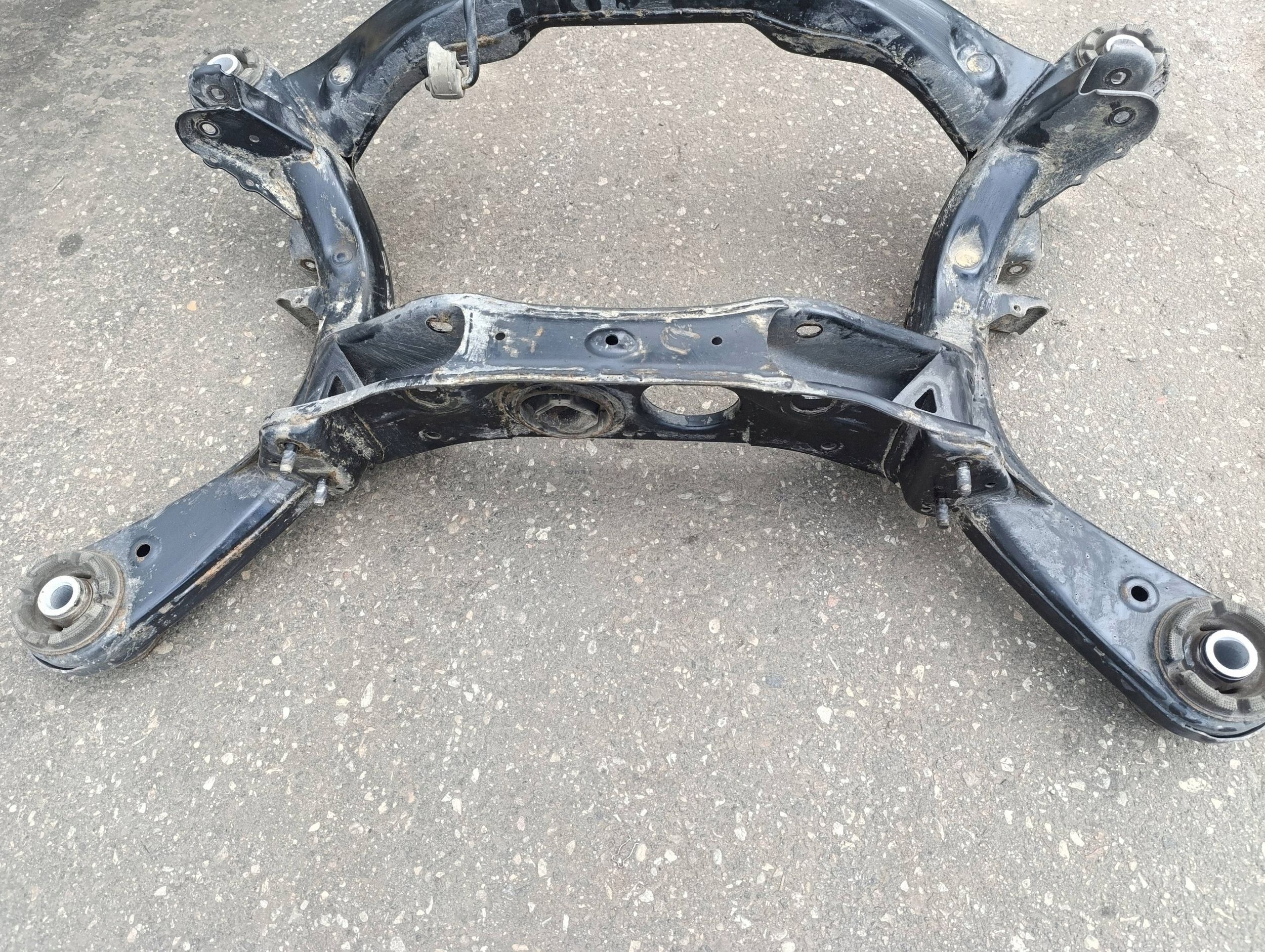 Bakre skenor Toyota Highlander XU70 VLO36746 image 8