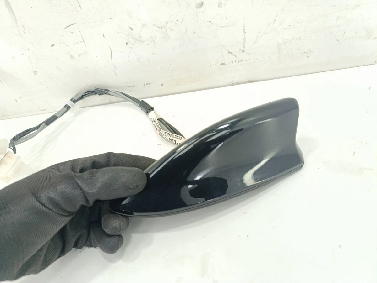 GPS-antenni Toyota Highlander XU70