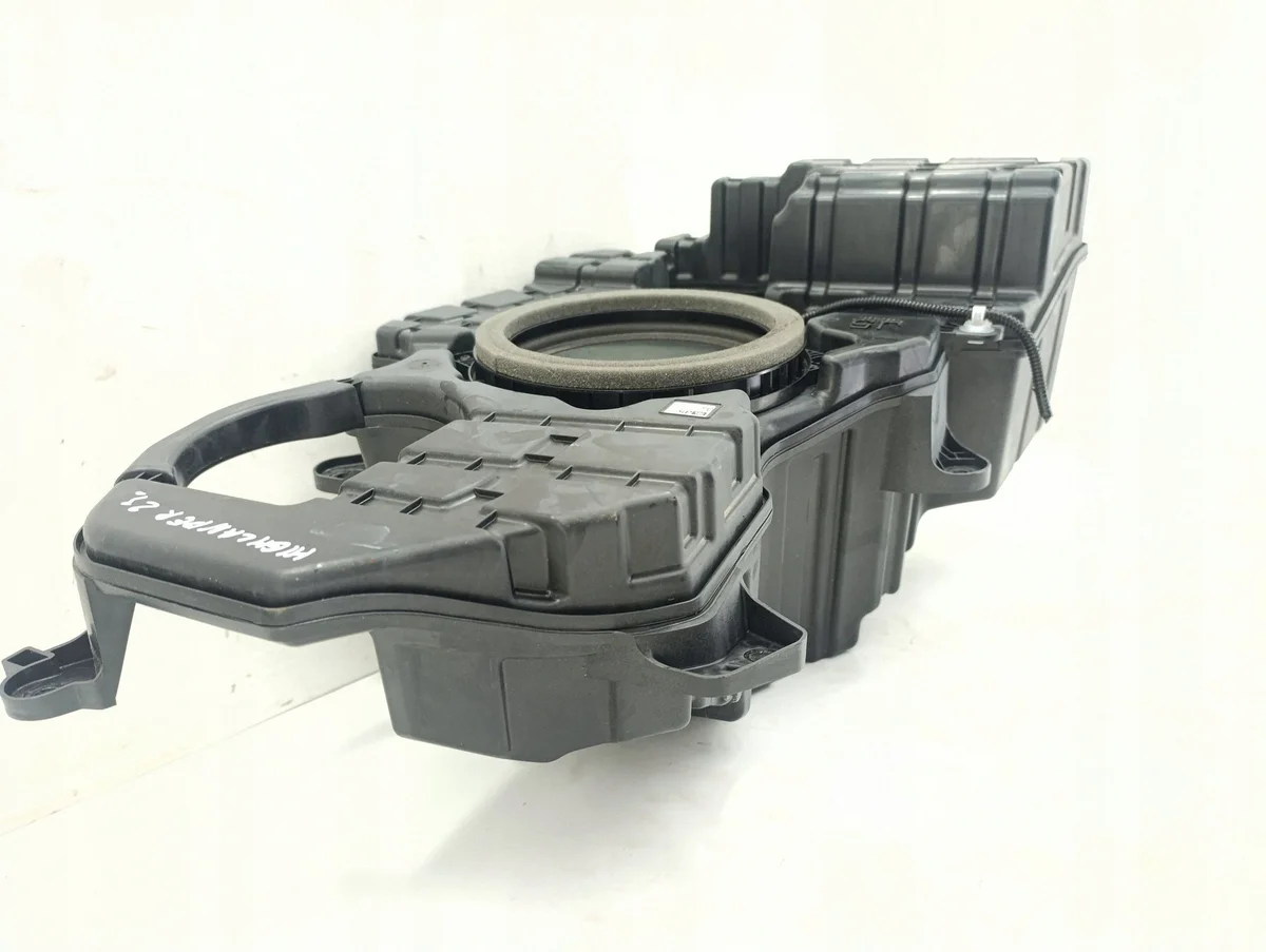 Subwoofer Toyota Highlander XU70 861500E060 image 5