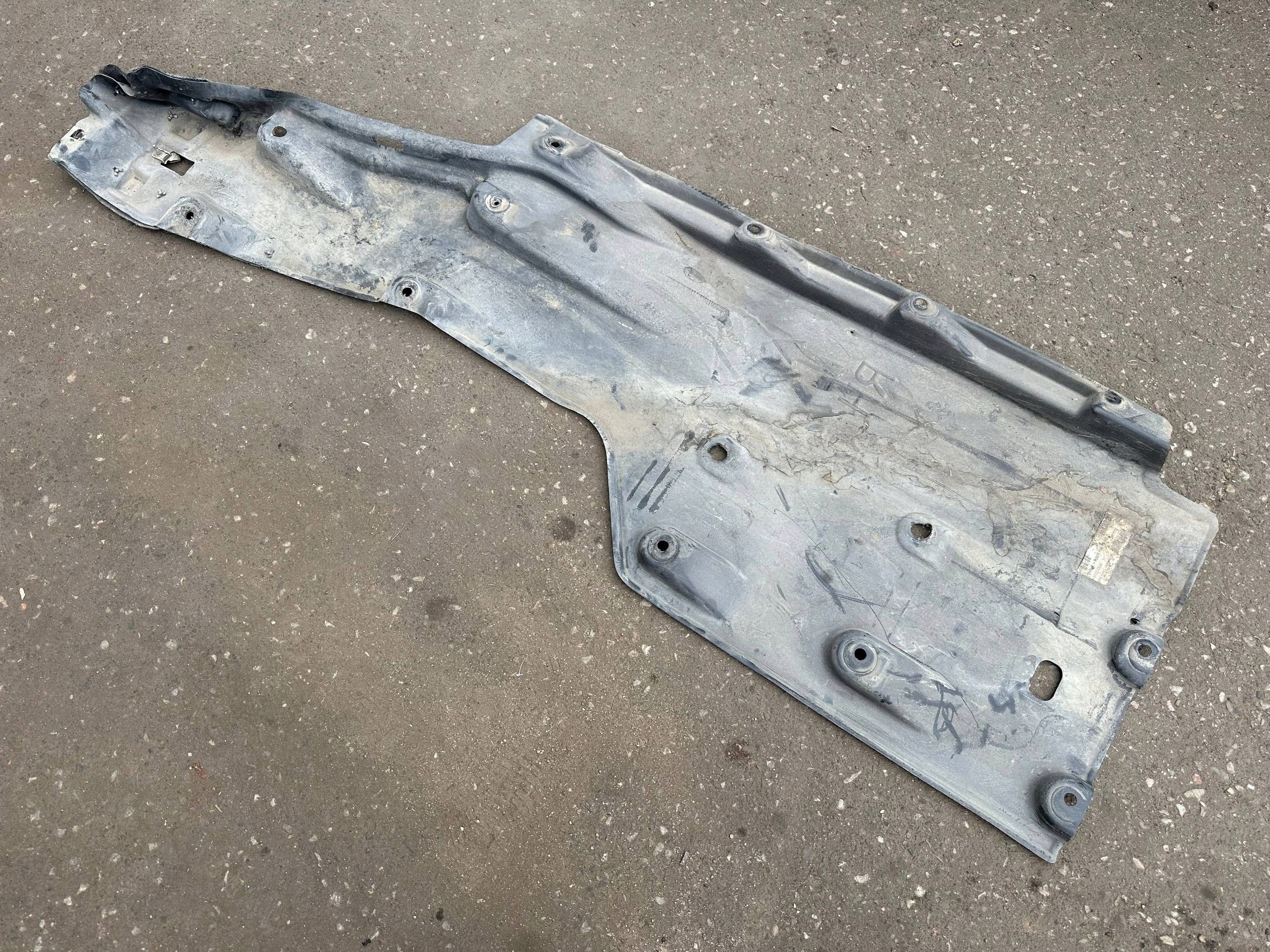 Chrysler Pacifica 2018 Protection Bas de Caisse Droite image 4
