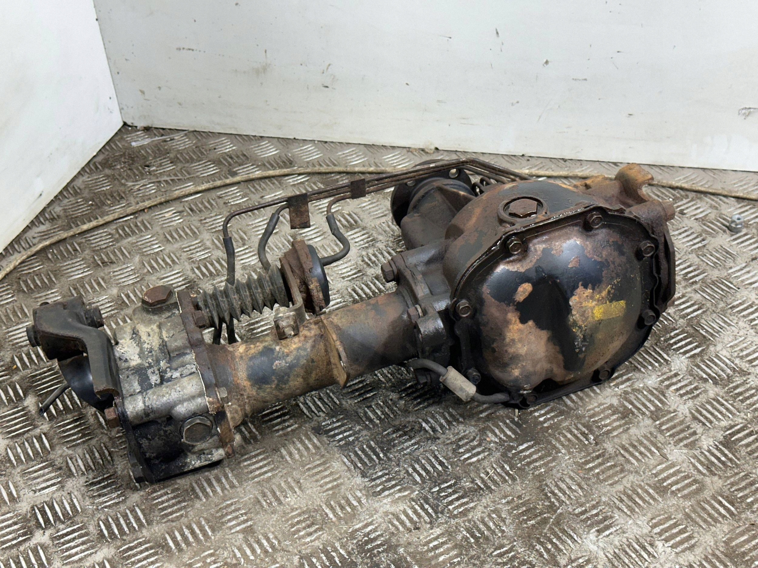 Framdifferential Mitsubishi Pajero VLO35804 image 2