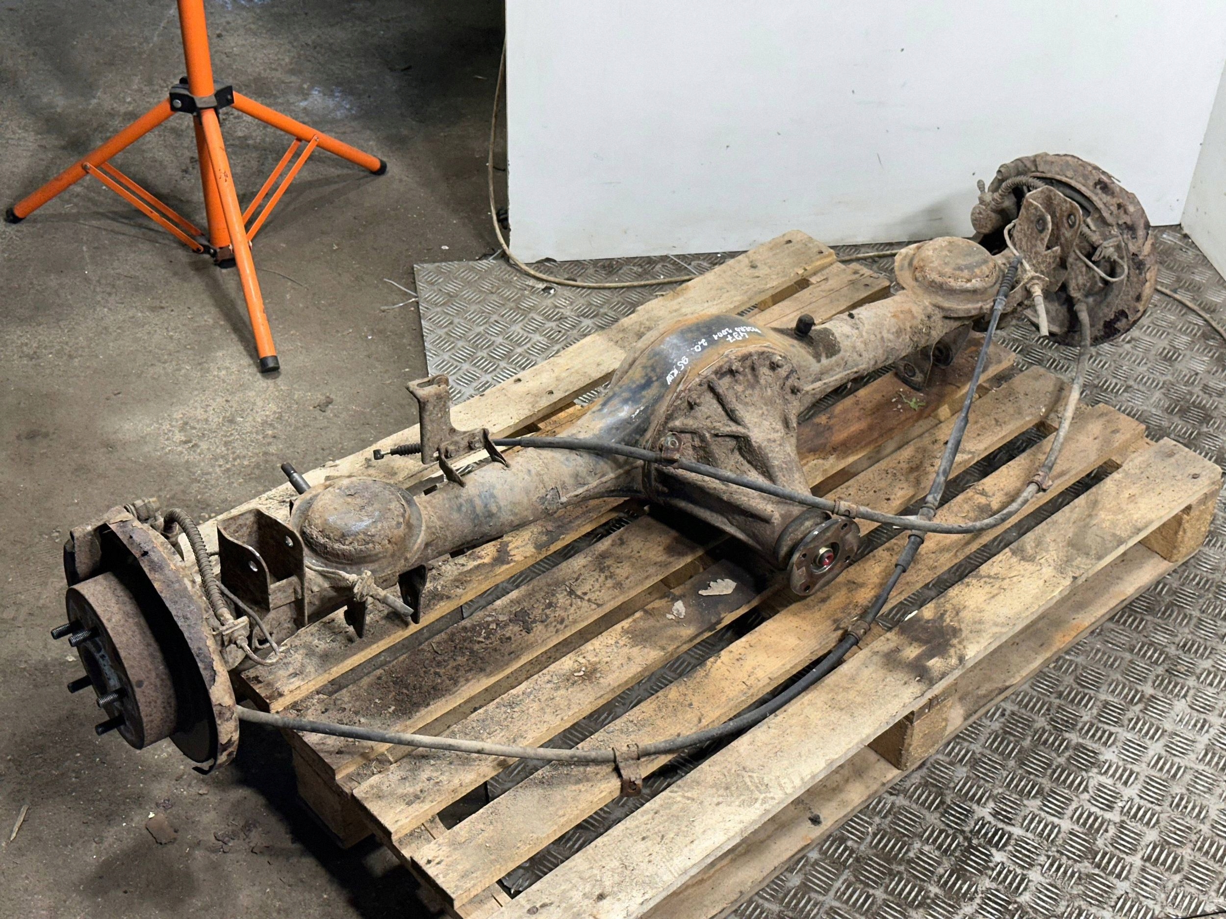 Mitsubishi Pajero Pinin Rear Beam VLO35801