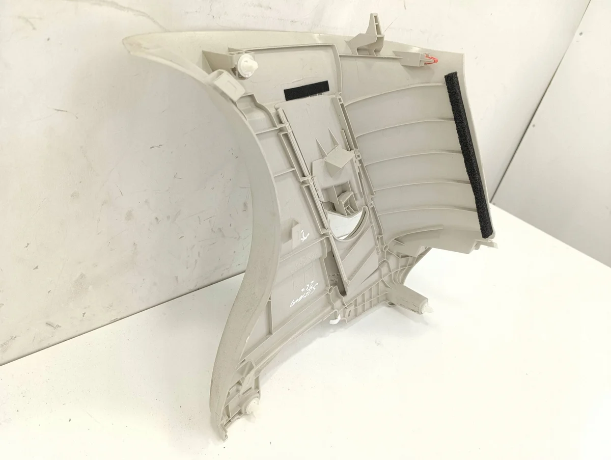 2022 Toyota Sienna C-Pillar Cover 6256008100 image 5