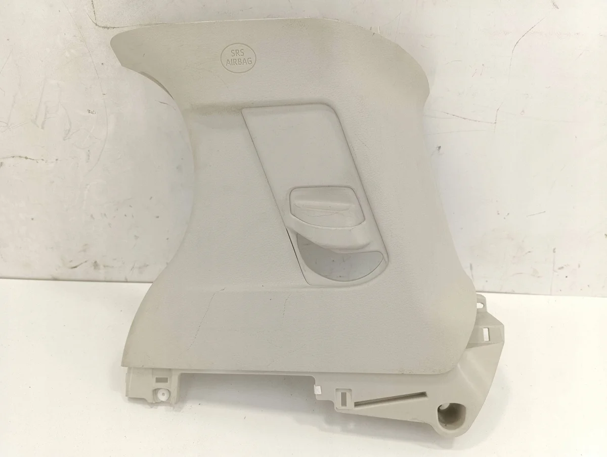 2022 Toyota Sienna C-stolpsskydd 6255008070