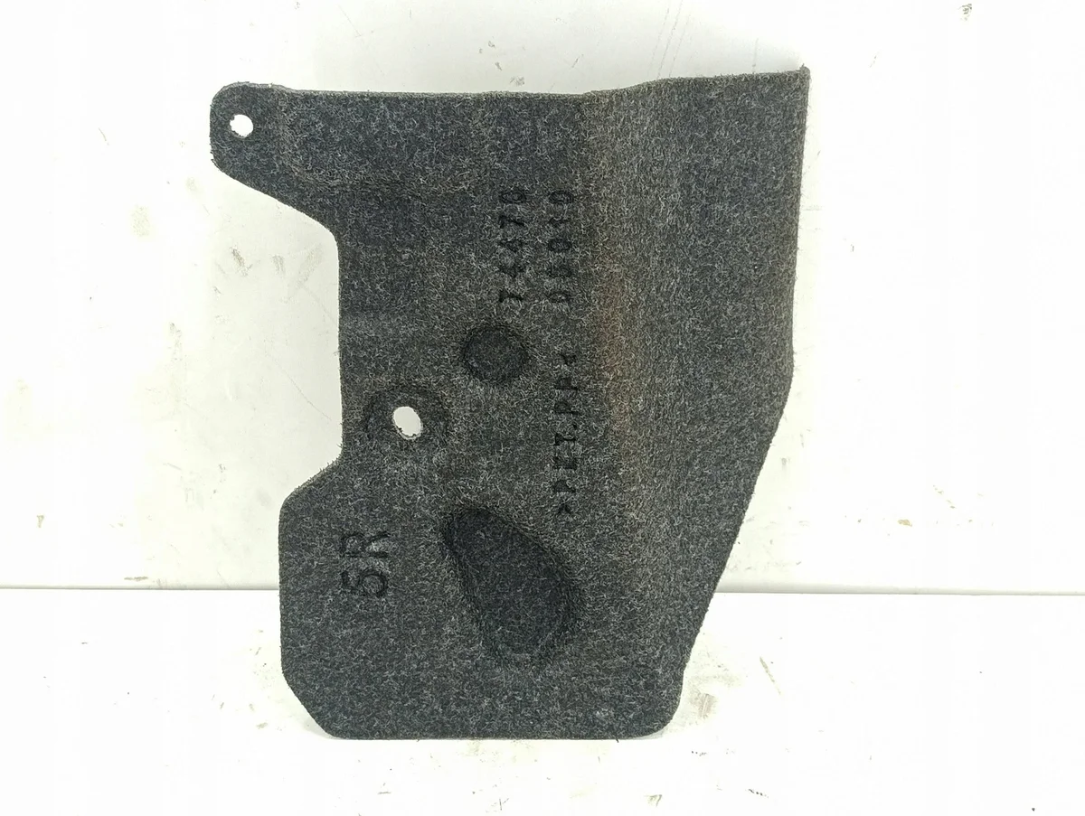 Akun suojus Toyota Sienna XL40 IV