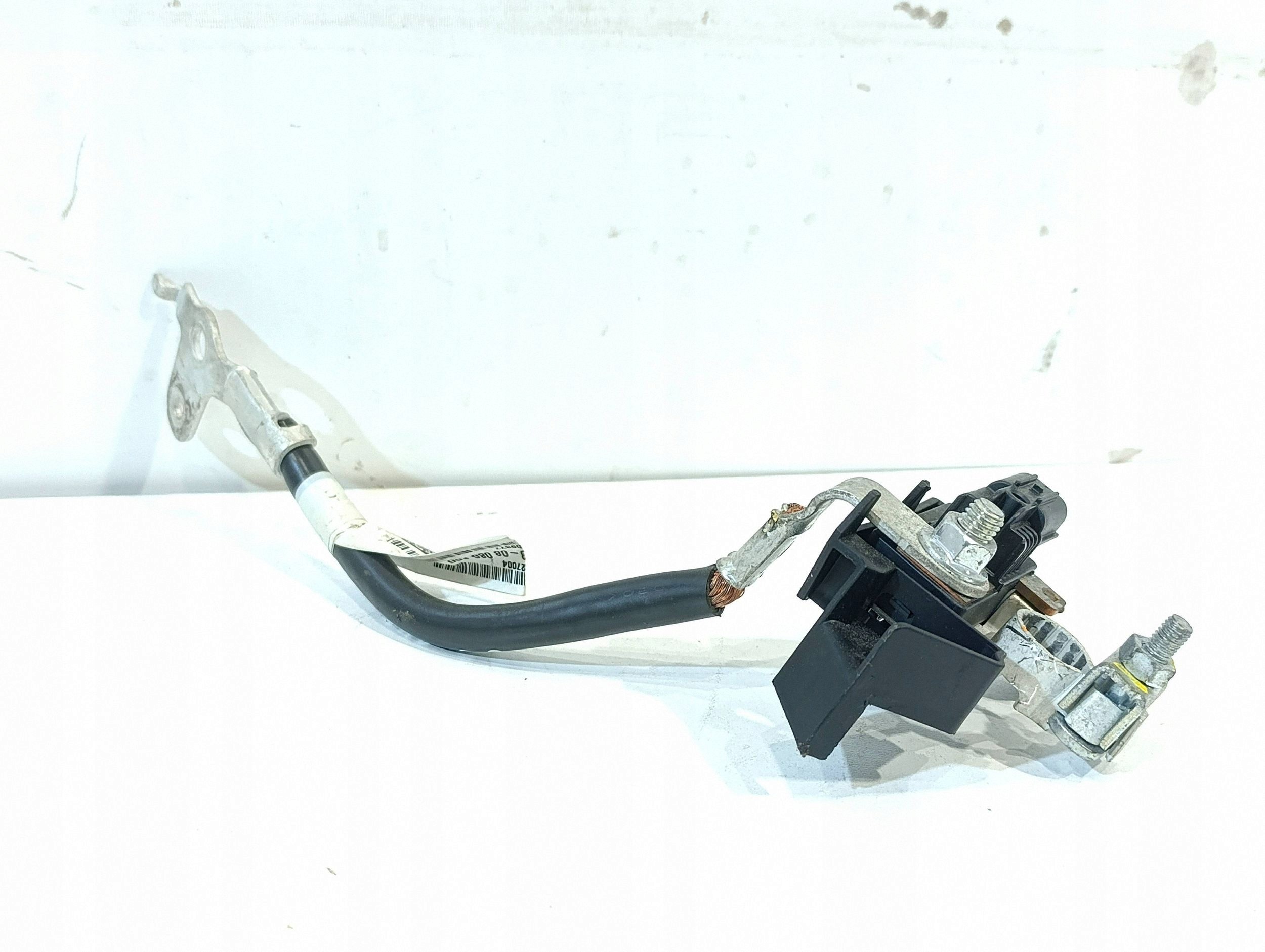 Toyota Sienna XL40 IV Minpool Klem 8216308080 image 2