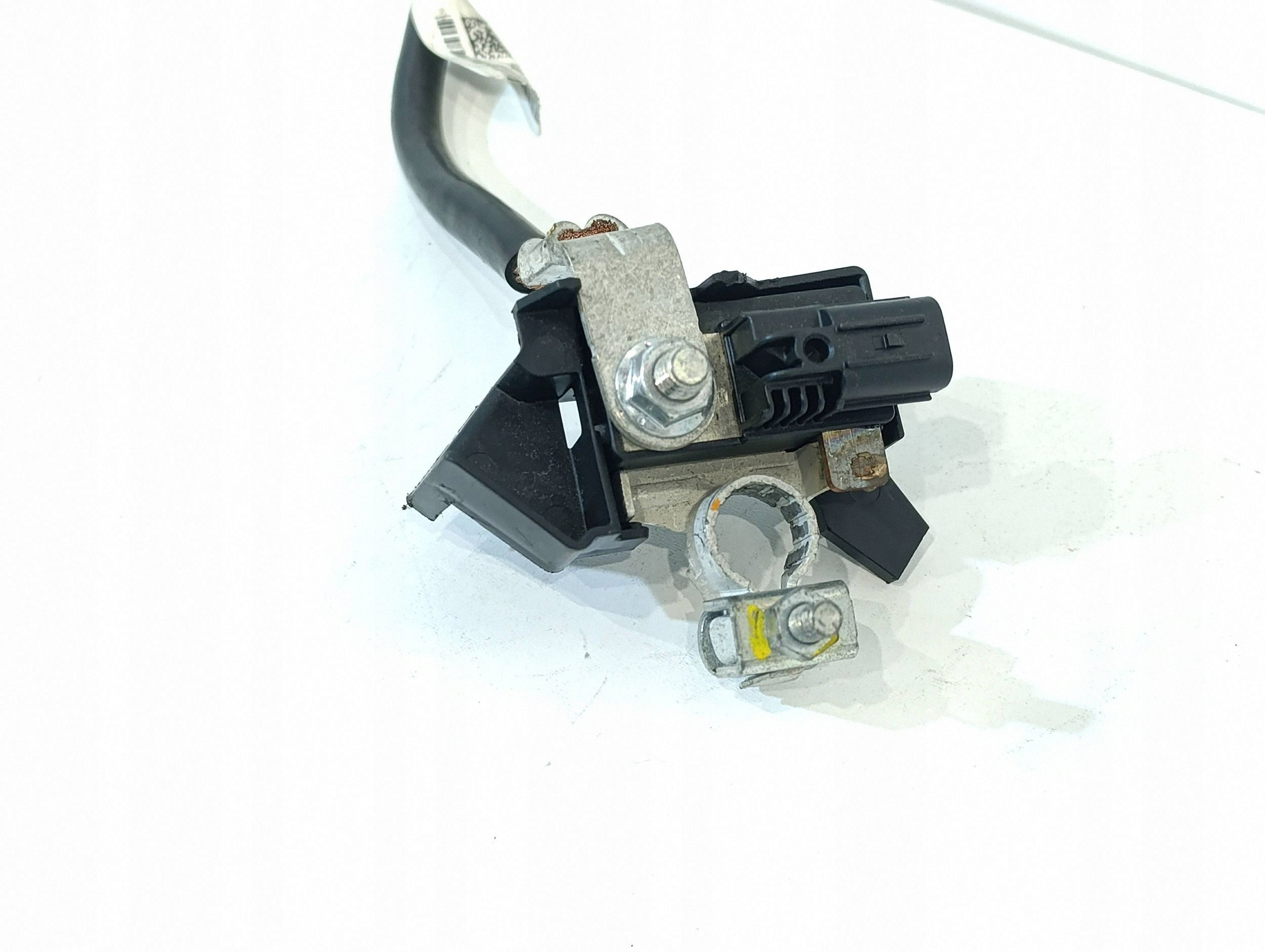 Minuspolklemme Toyota Sienna XL40 IV 8216308080