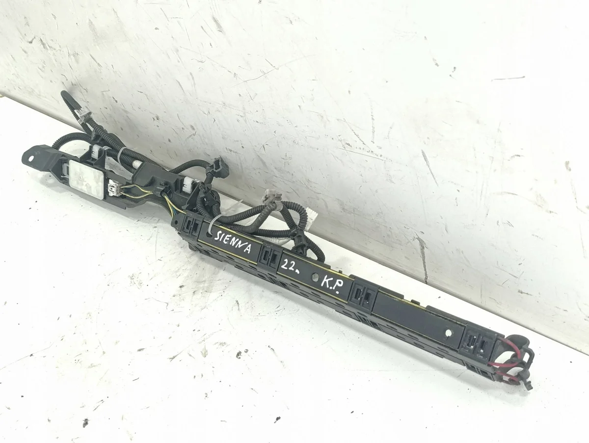 Sensor för baklucka Toyota Sienna XL40 IV image 3