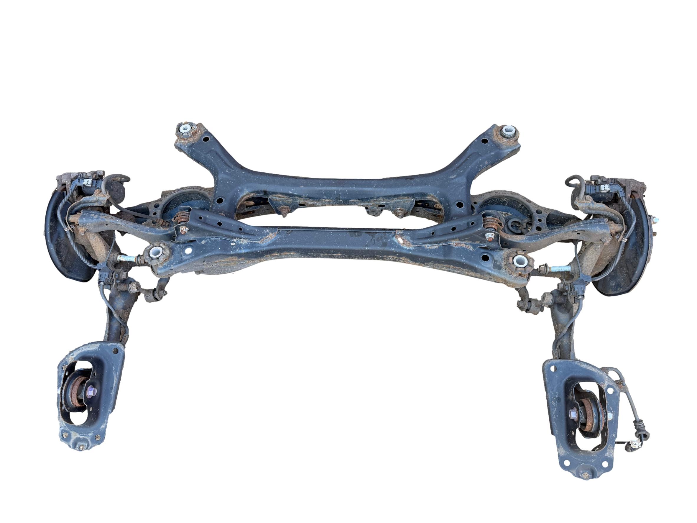 Lexus ES 300h VII Suspensión Trasera 12124548781 image 2