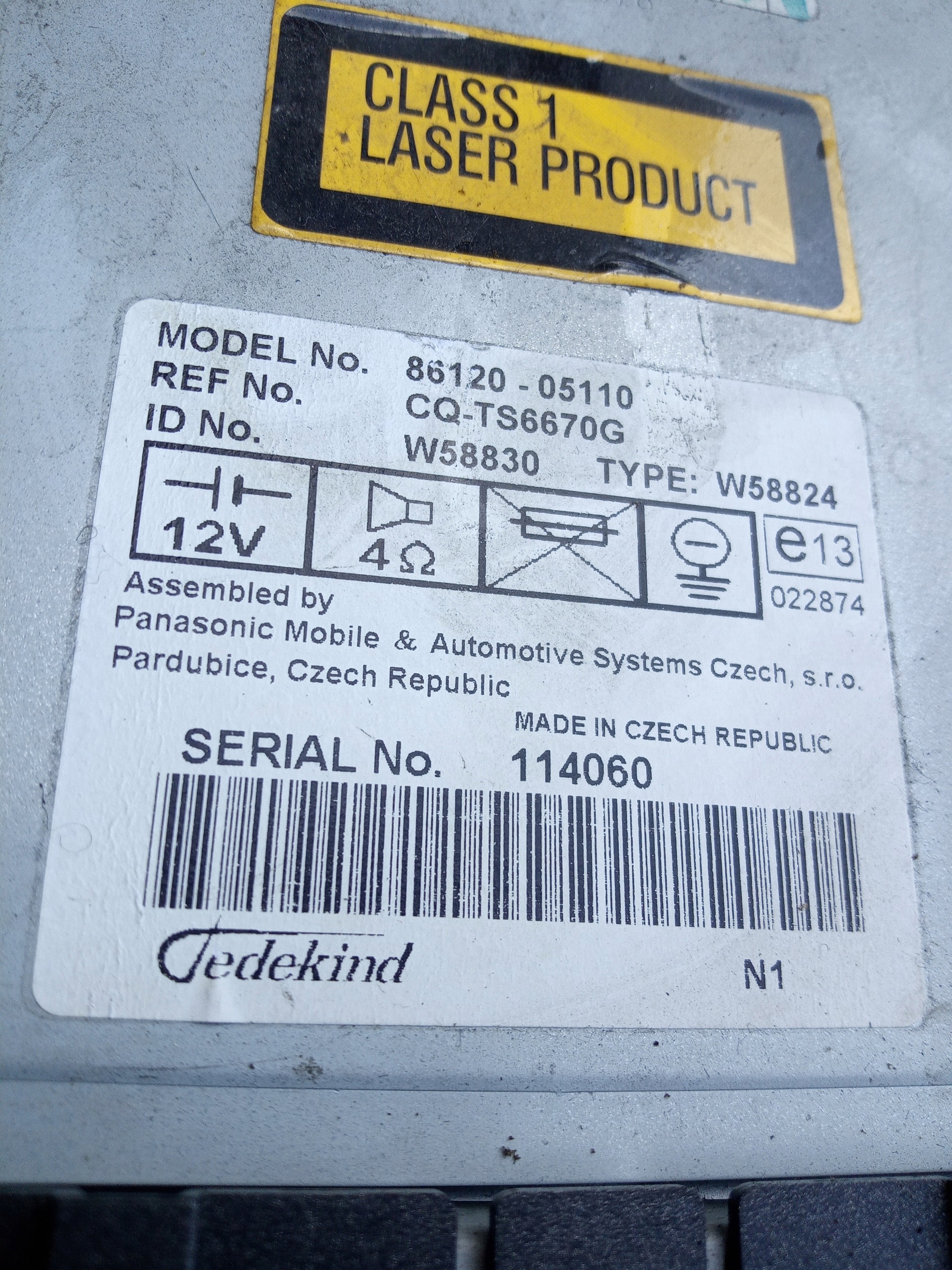 Toyota Avensis T25 radio paneeli 86120-05110 image 4