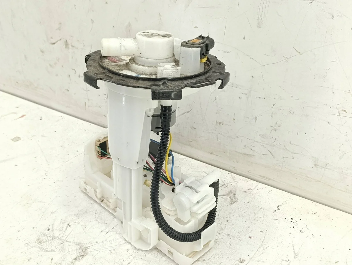 Polttoainepumppu Toyota Sienna XL40 IV 7702008091 image 3