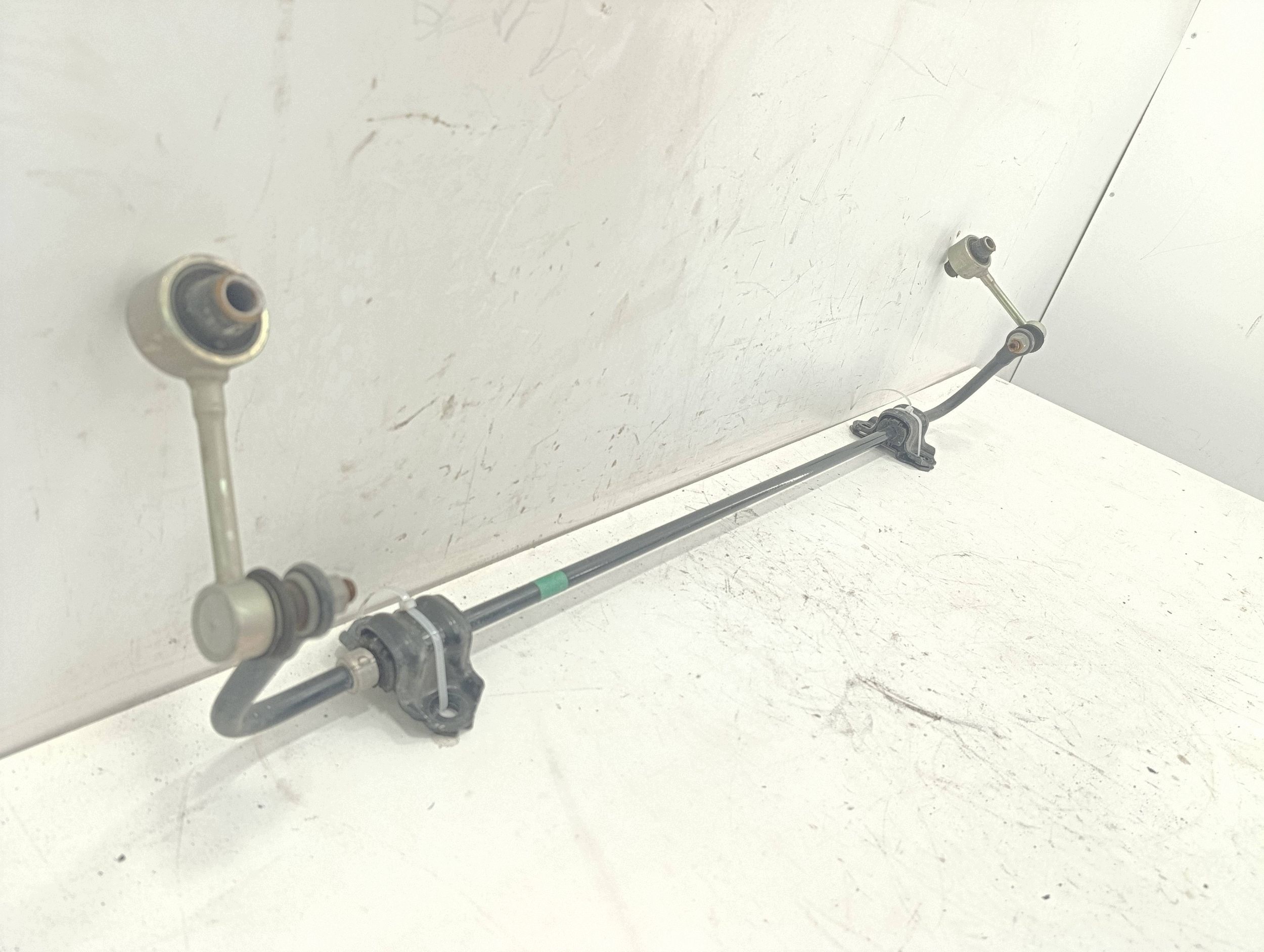 Rear Stabilizer Toyota Sienna XL40 IV Used