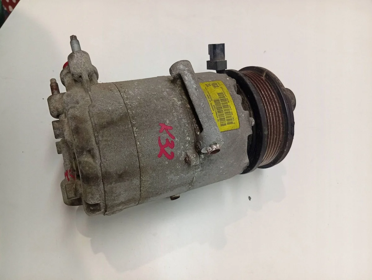 Compresseur clim Ford 6G91-19D629-DE image 6