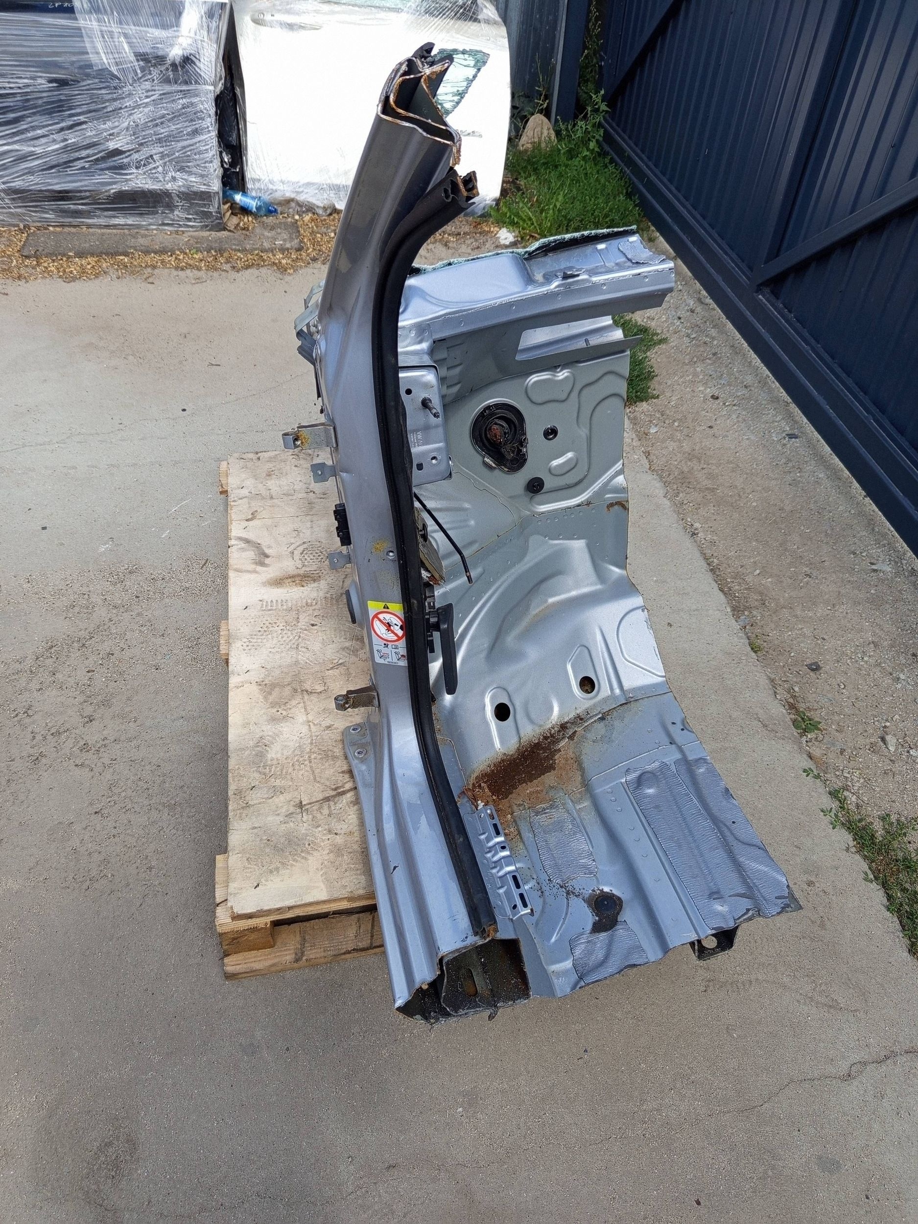 SEAT LEON IV Quartier longeron avant gauche image 5