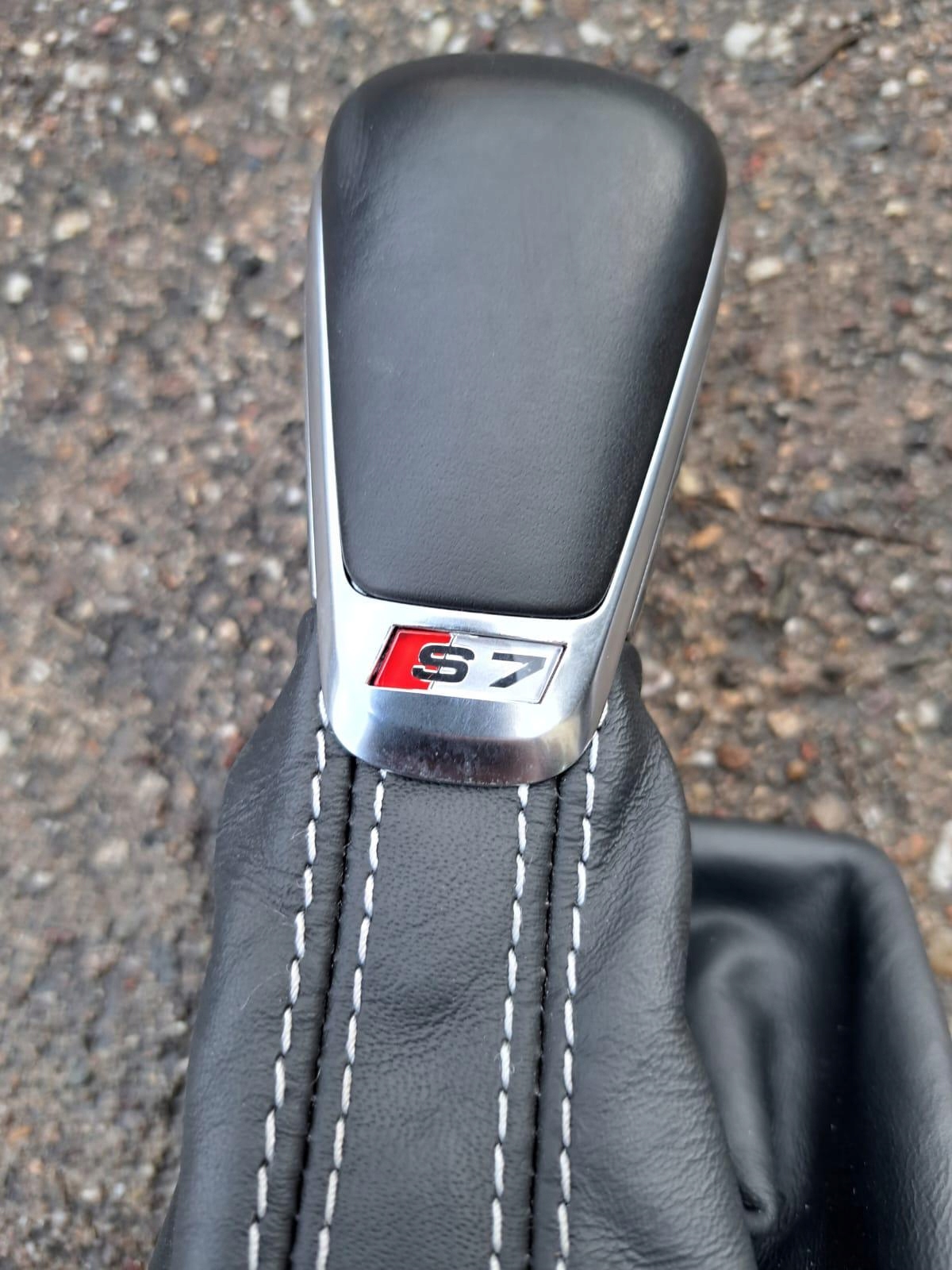 Audi A7 S7 C7 4G vaihdekepin nuppi 4G1713139M
