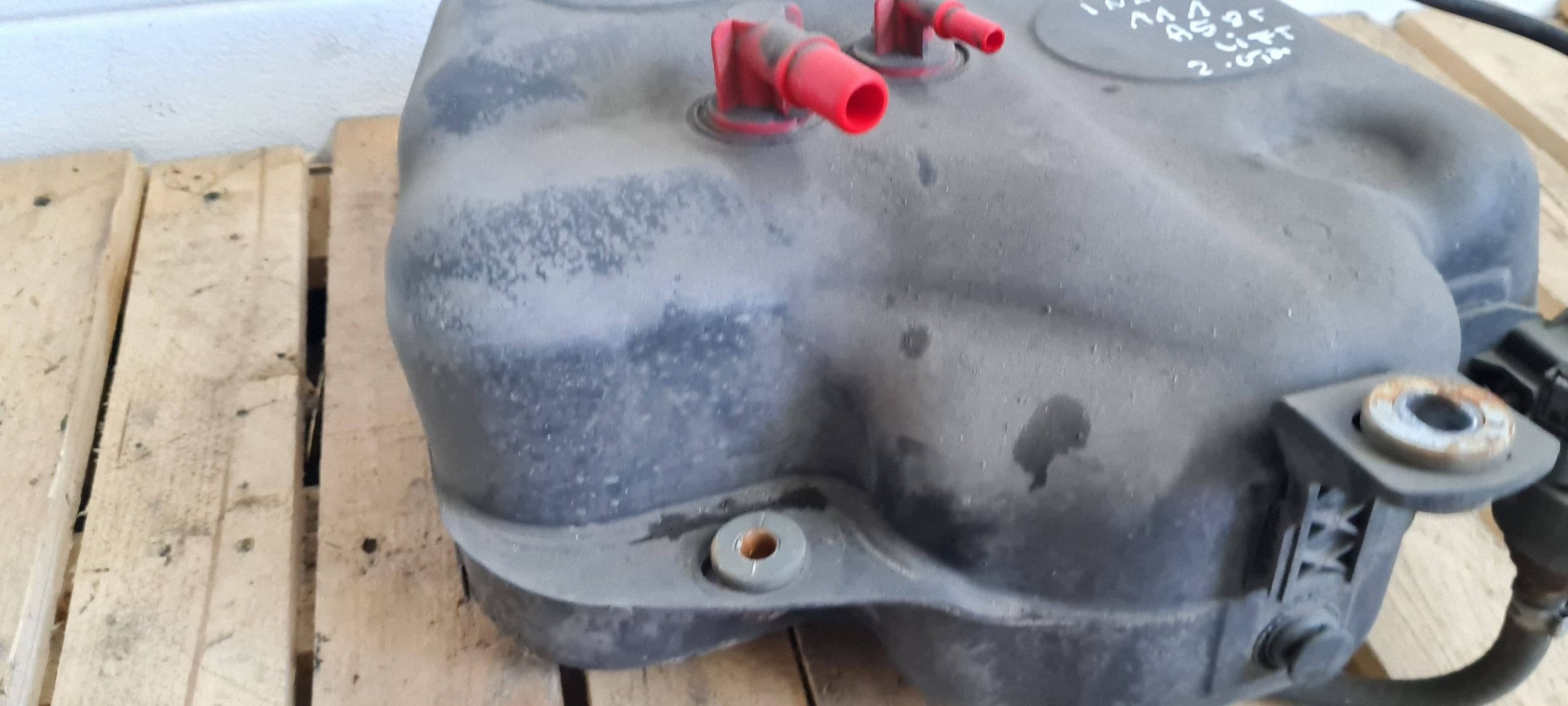 A5 8T LIFT Kraftstofftank AdBlue 2.0 TDI 8K0131878H A4 B8 LIFT image 4