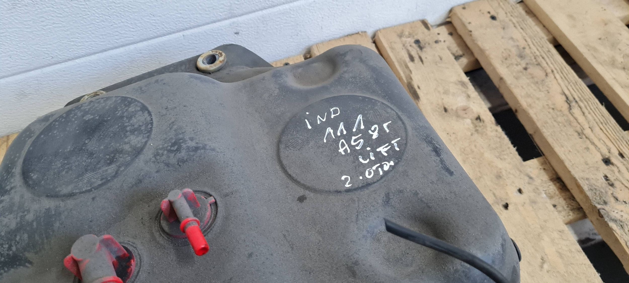 A5 8T LIFT Kraftstofftank AdBlue 2.0 TDI 8K0131878H A4 B8 LIFT image 6