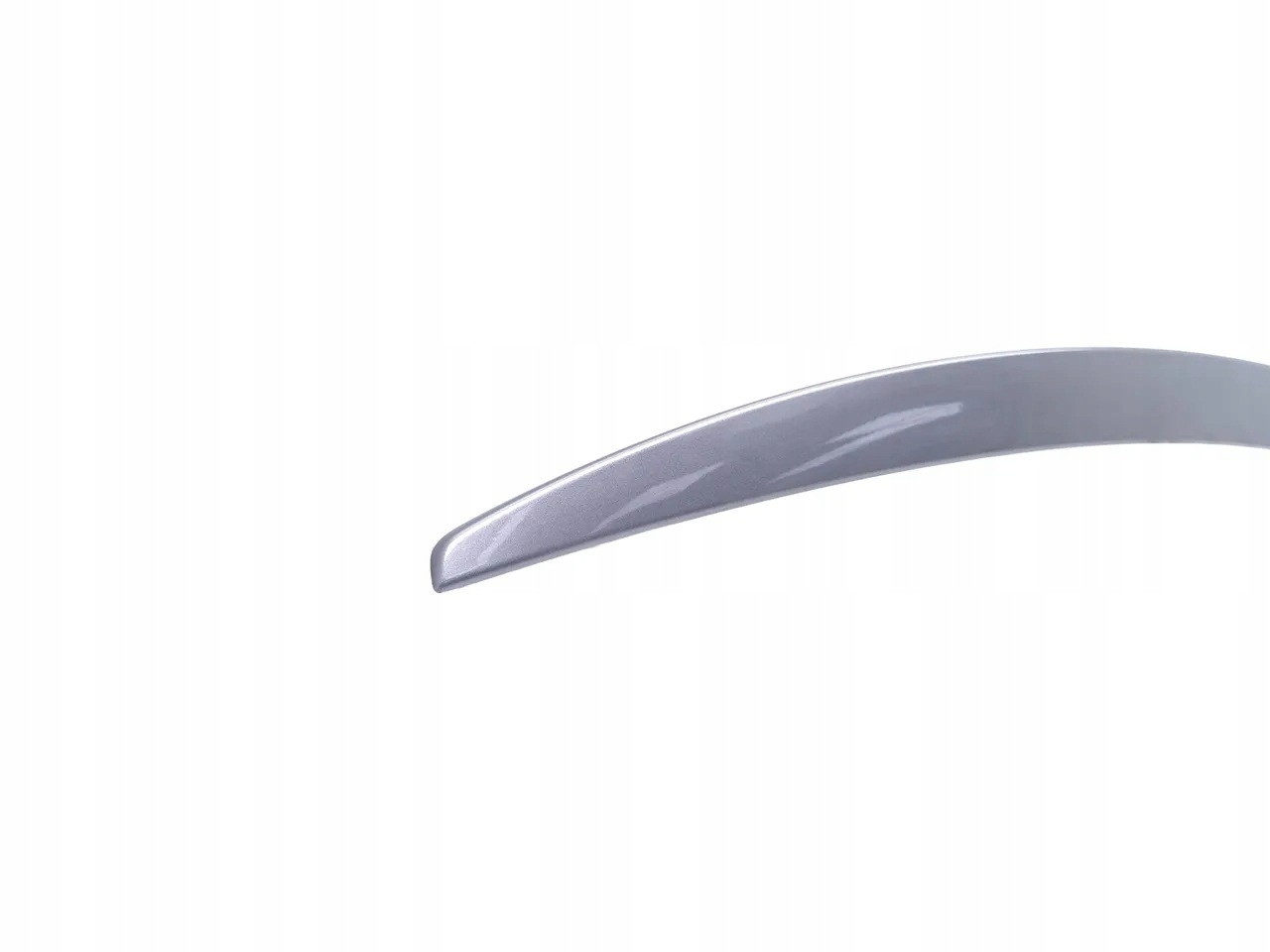 Spoiler Jaguar XE GX7M-44210-A Usado image 3