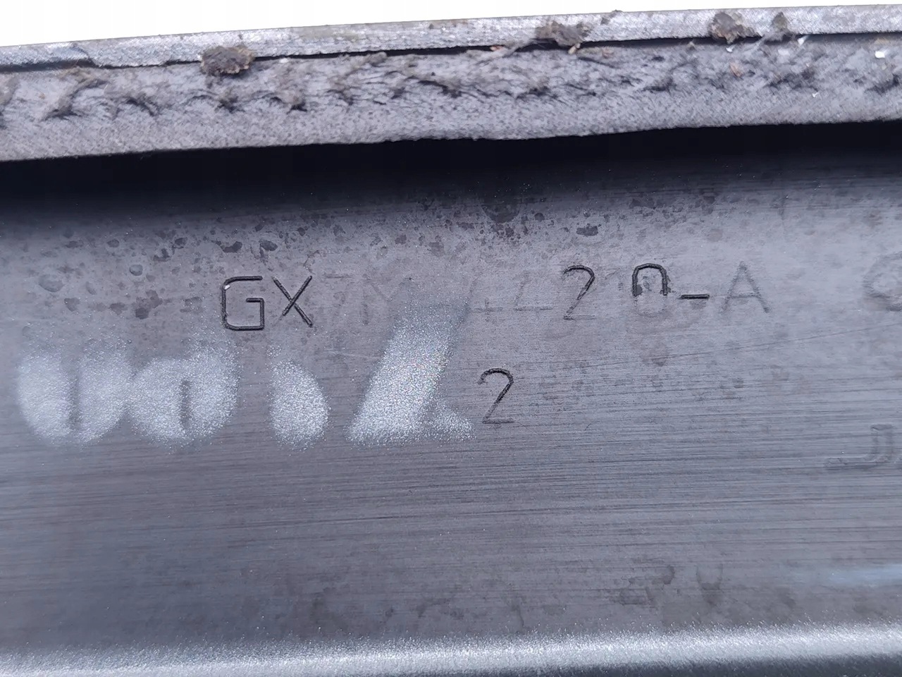 Spoiler Jaguar XE GX7M-44210-A Usado image 7