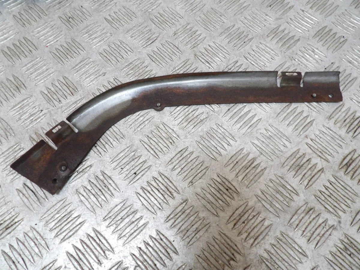 JEEP CHEROKEE XJ Support garde-boue arrière gauche image 5