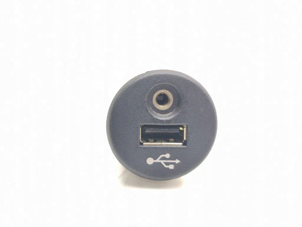 USB NISSAN JUKE (F15) GT17S8DSHU 1.6 Benzin 2014