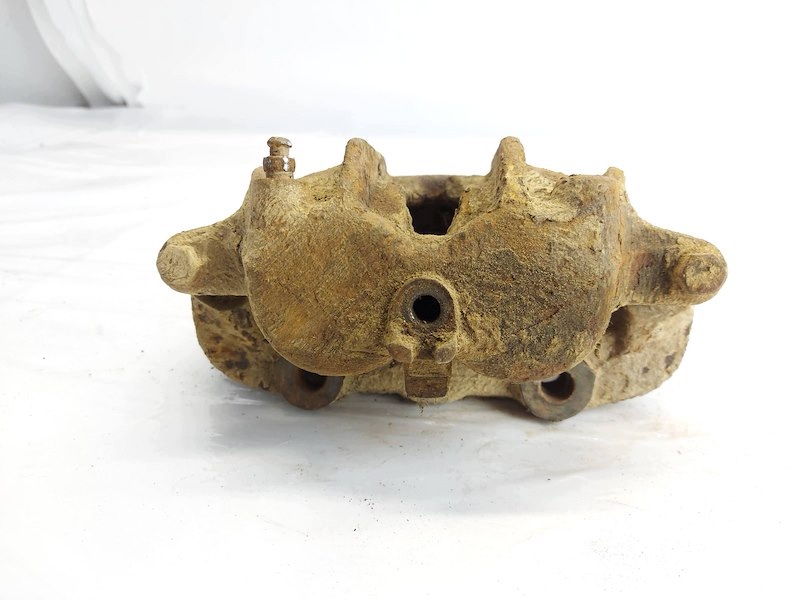Caliper Ford Maverick I Mk1 2.4 i Usado image 4