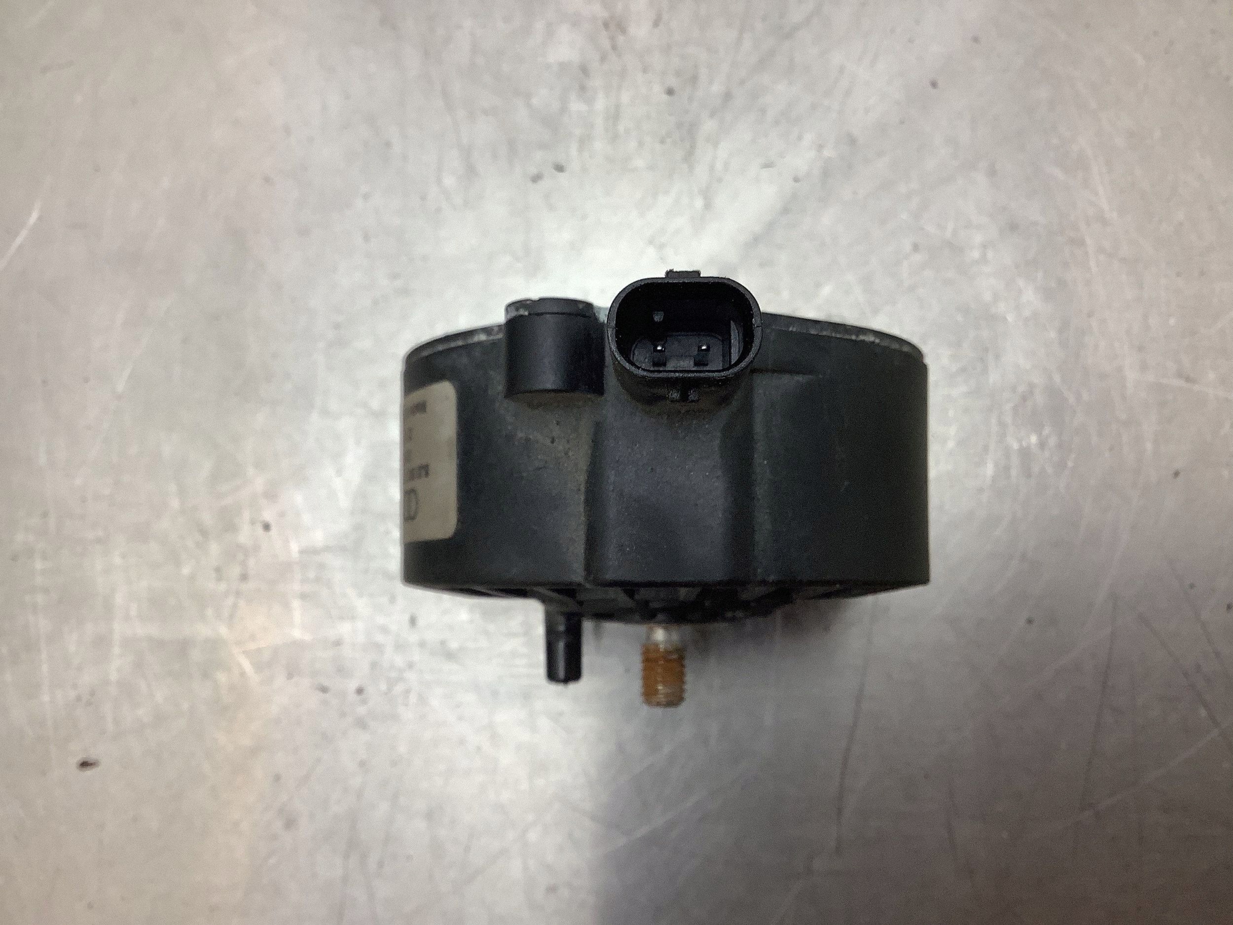 Alarme VW Golf VI 2010 OEM 8J0907601 image 3