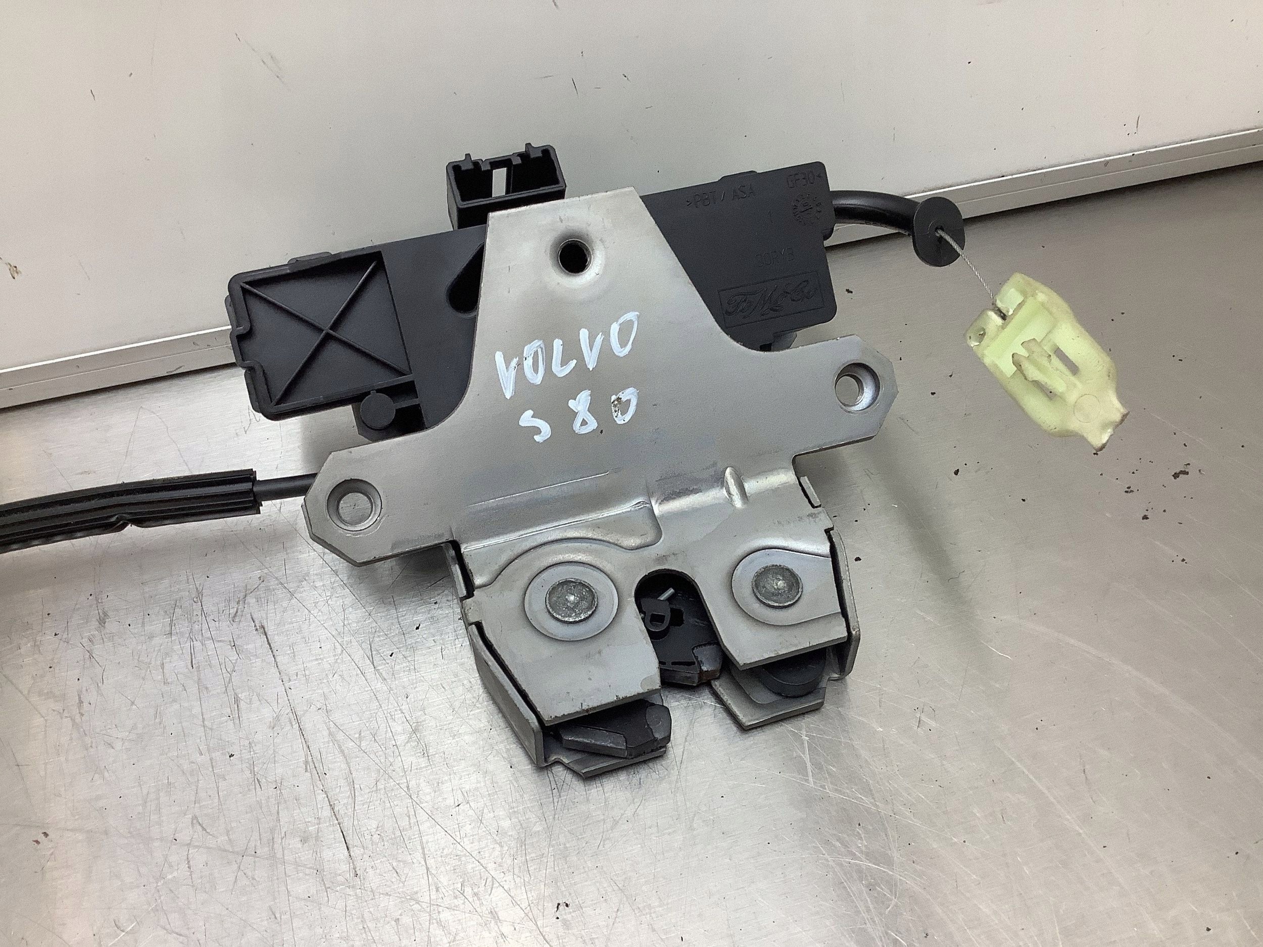 Serrure coffre Volvo S80 II 6G9NF442A66