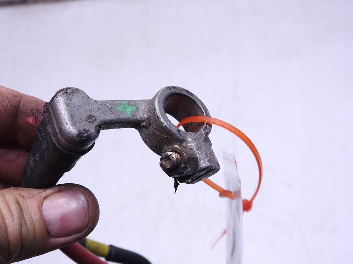 Conector Volkswagen 1K0971228AB Usado image 3