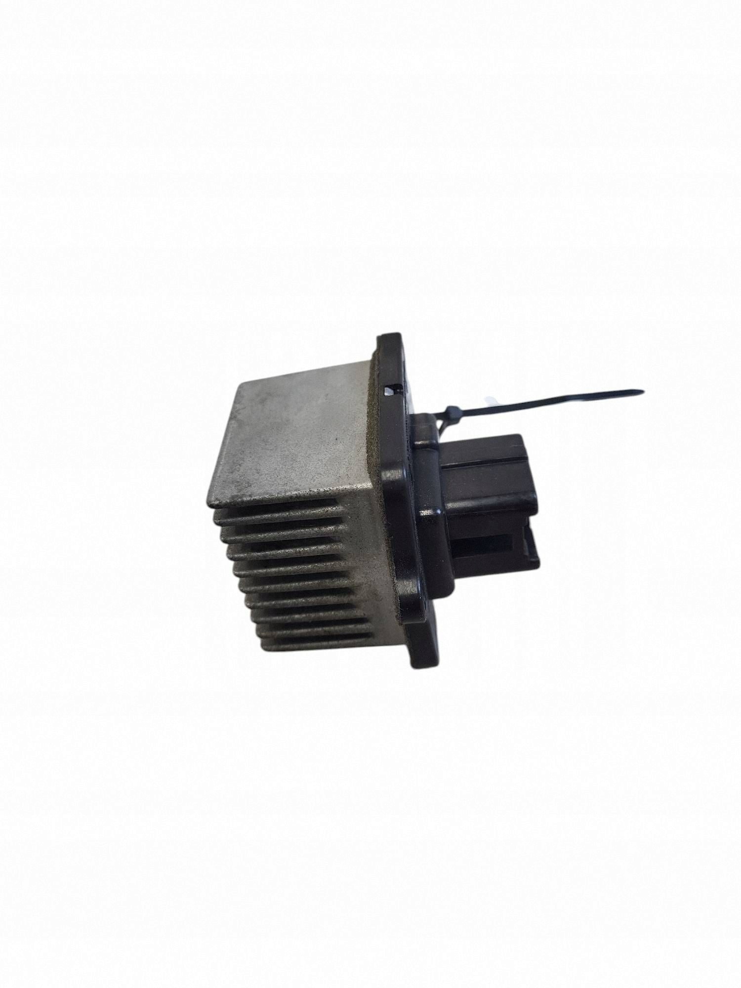 Widerstand Gebläse Citroen C-Crosser 022A7L