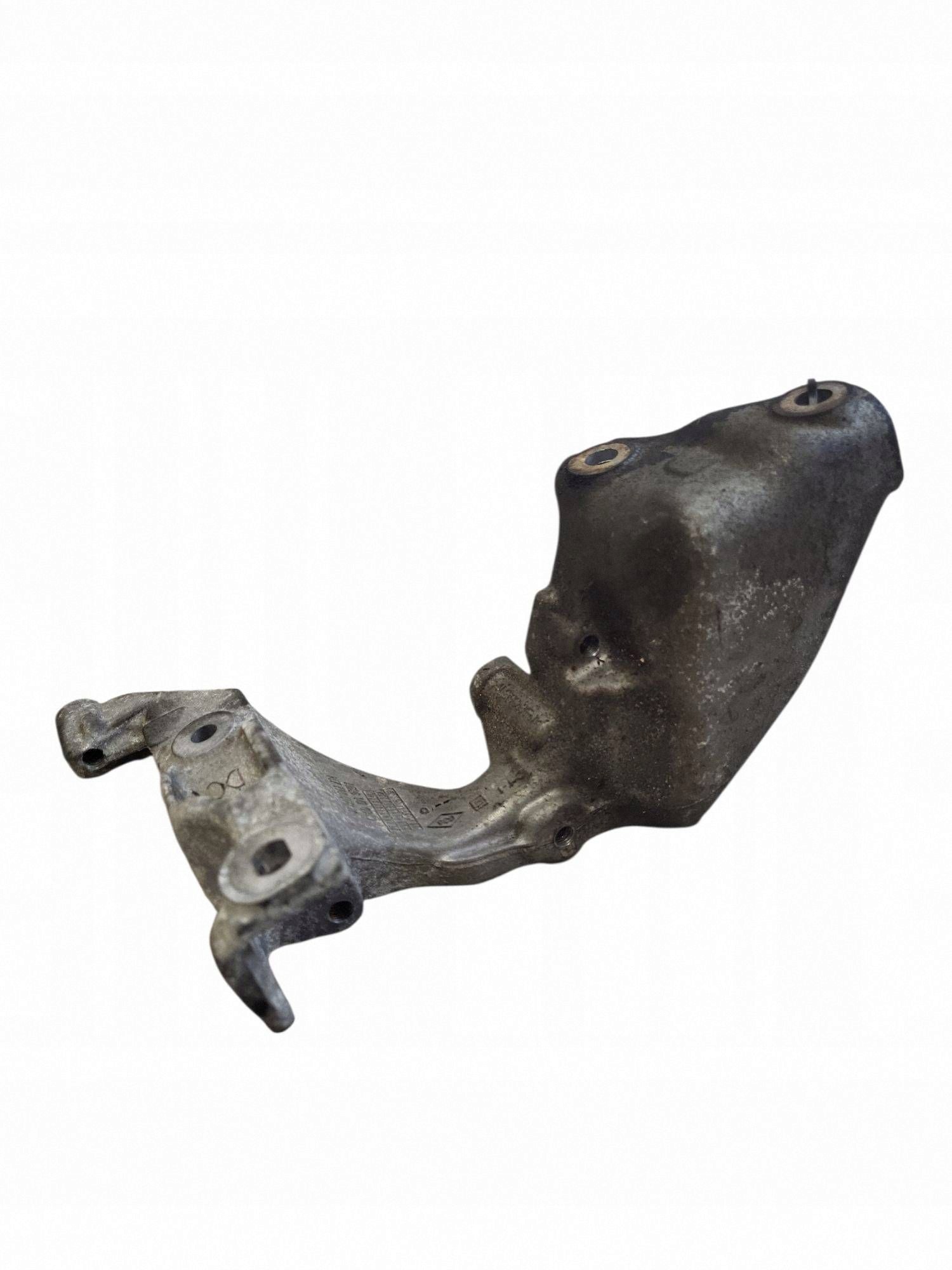 Renault Trafic 2017 EGR Radiator Mount A6261410040 image 2