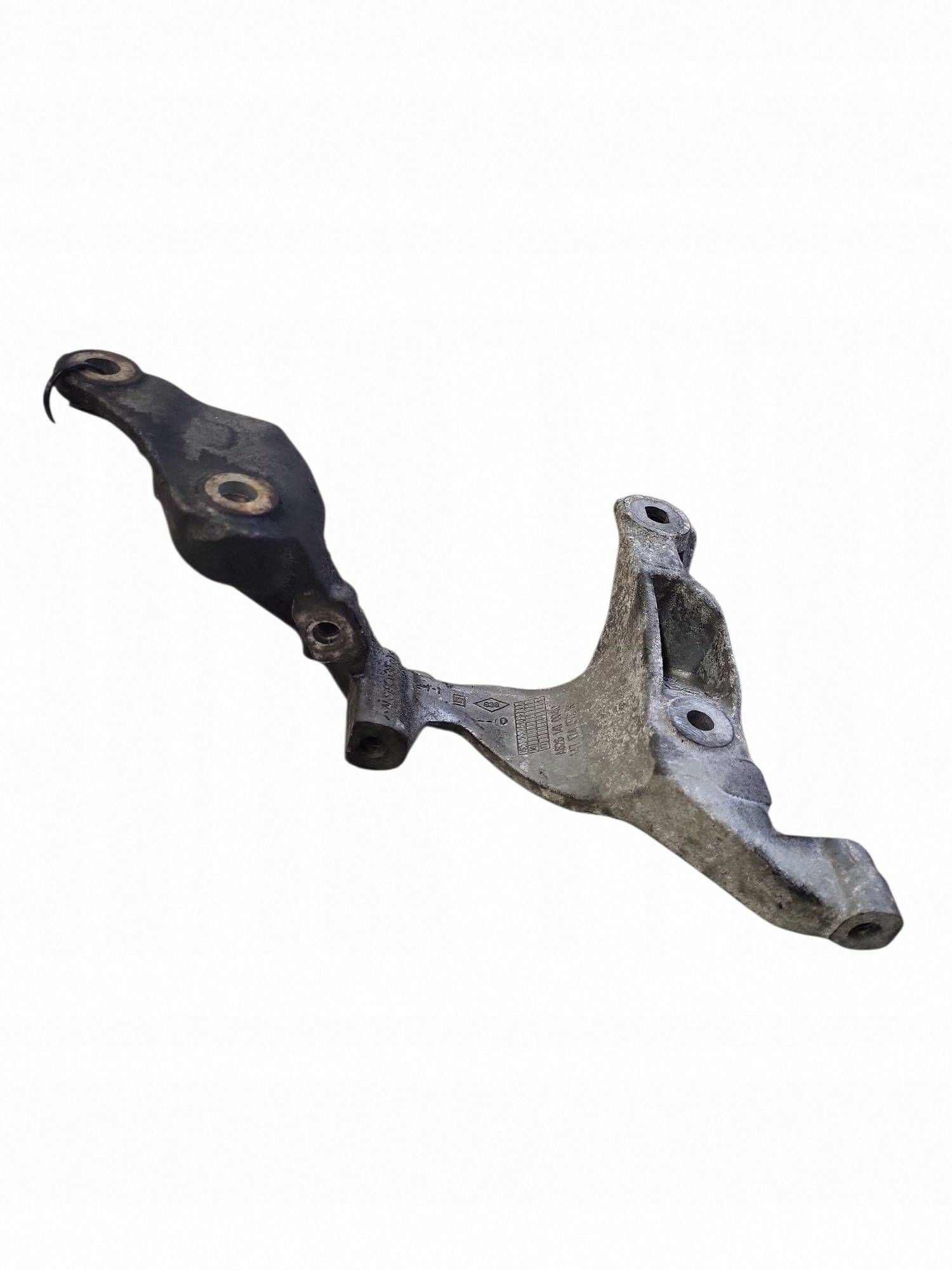 Renault Trafic 2017 EGR Radiator Mount A6261410040 image 3