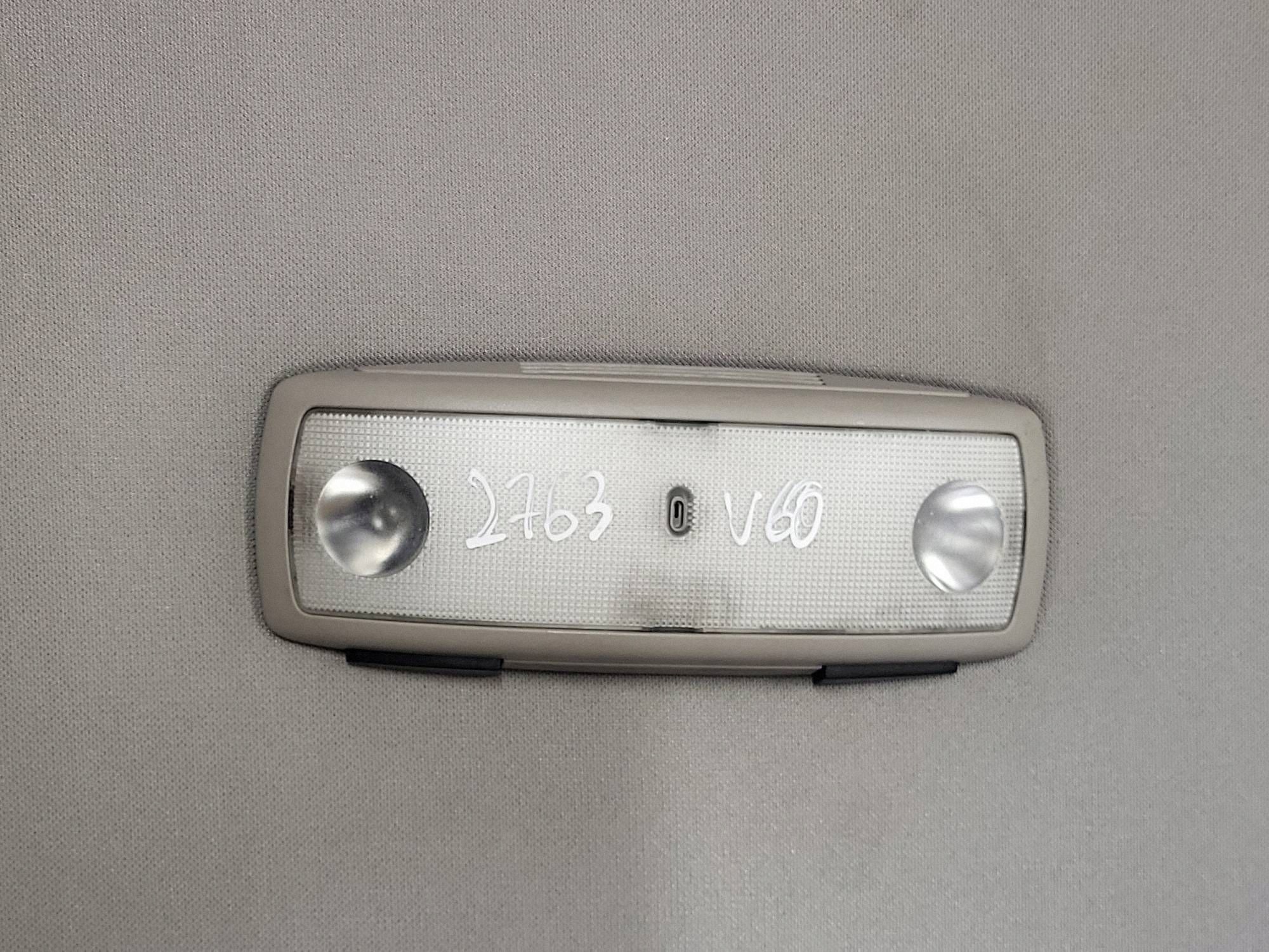 Pavillon Volvo V60 JUT237658 image 6