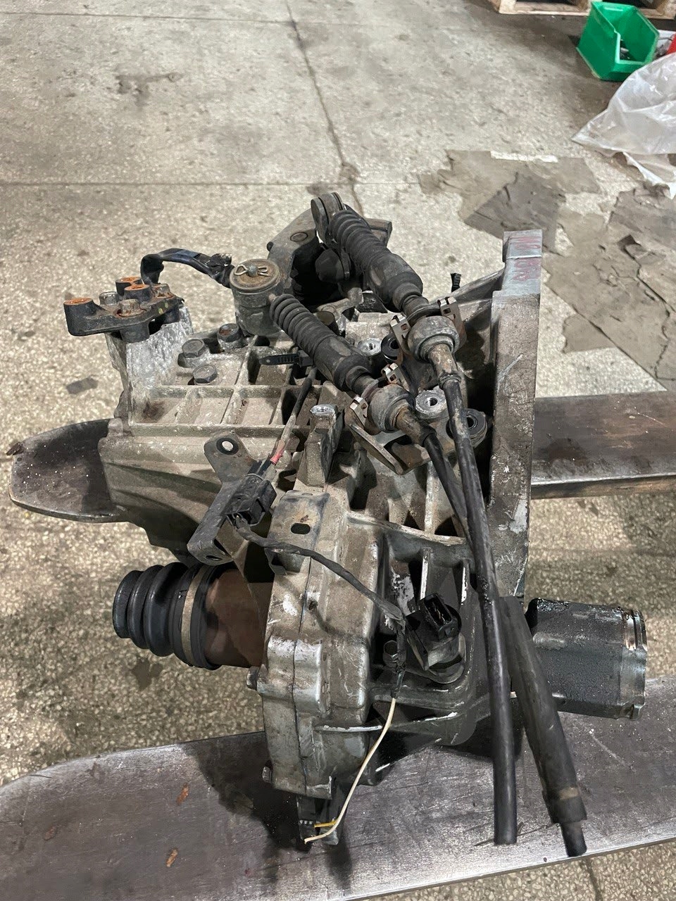 Hyundai OE M81873 Getriebe (gebraucht) image 3