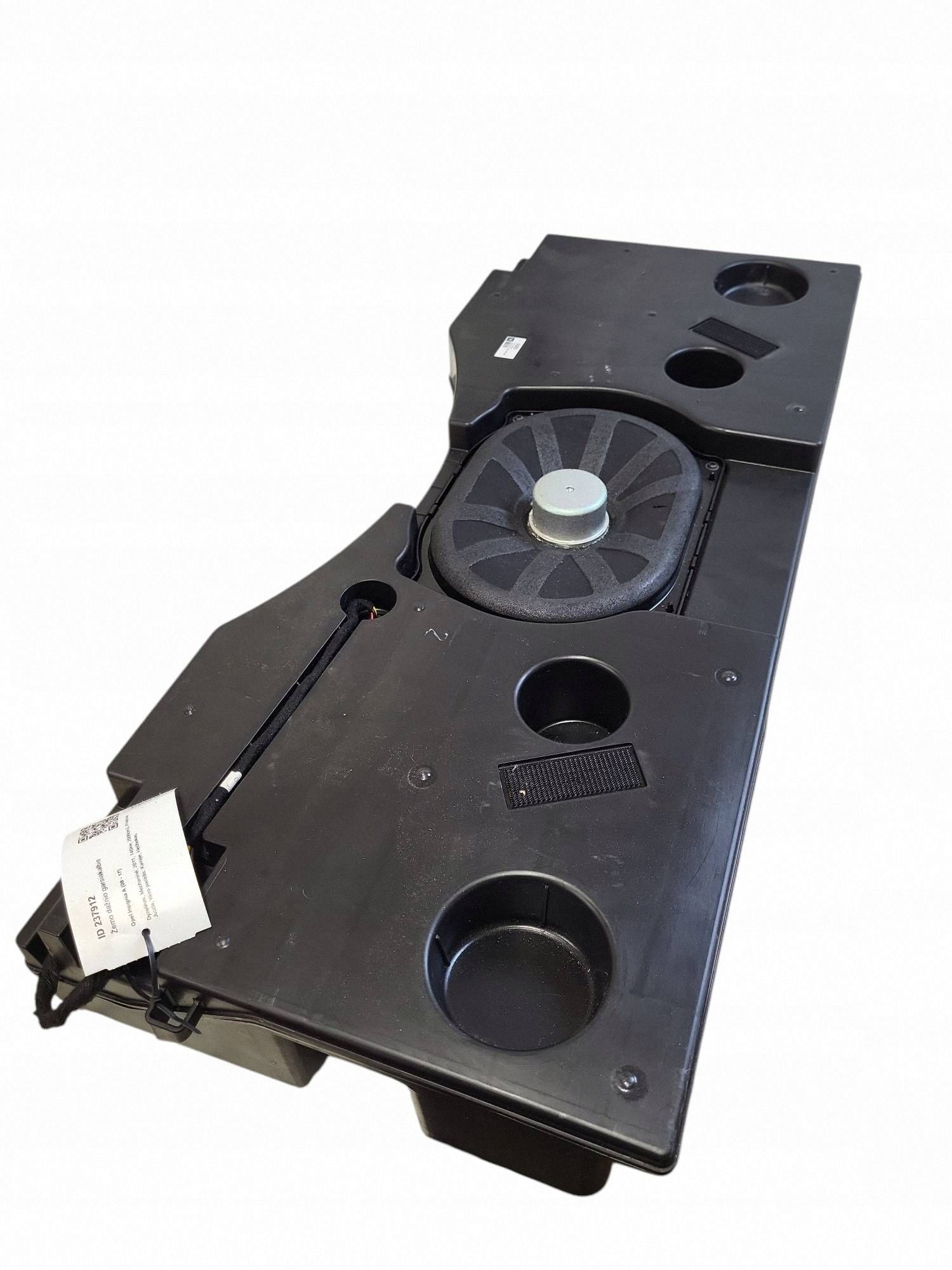 Opel Insignia A Subwoofer 2757000301 Käytetty