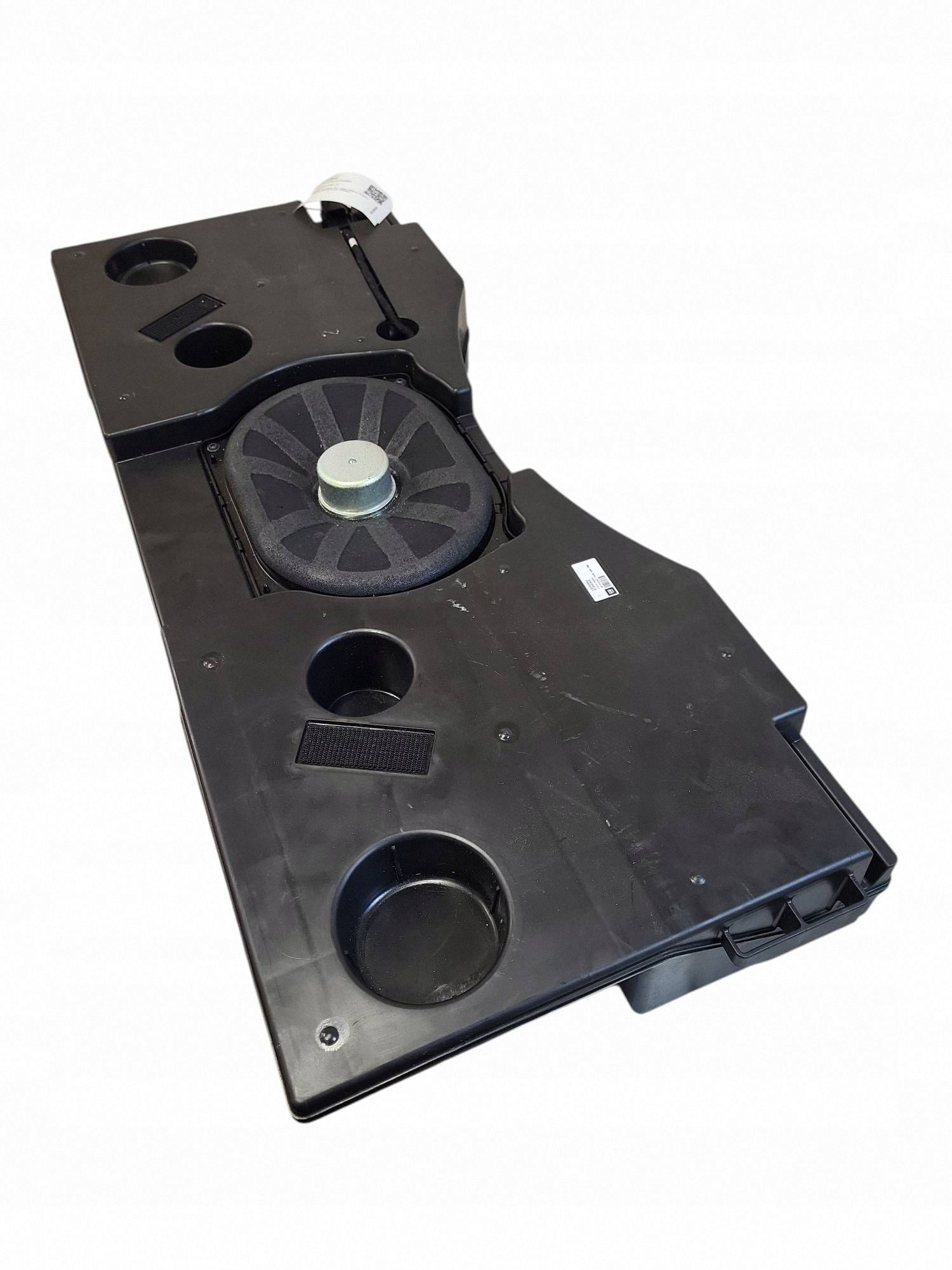 Opel Insignia A Subwoofer 2757000301 Käytetty image 3