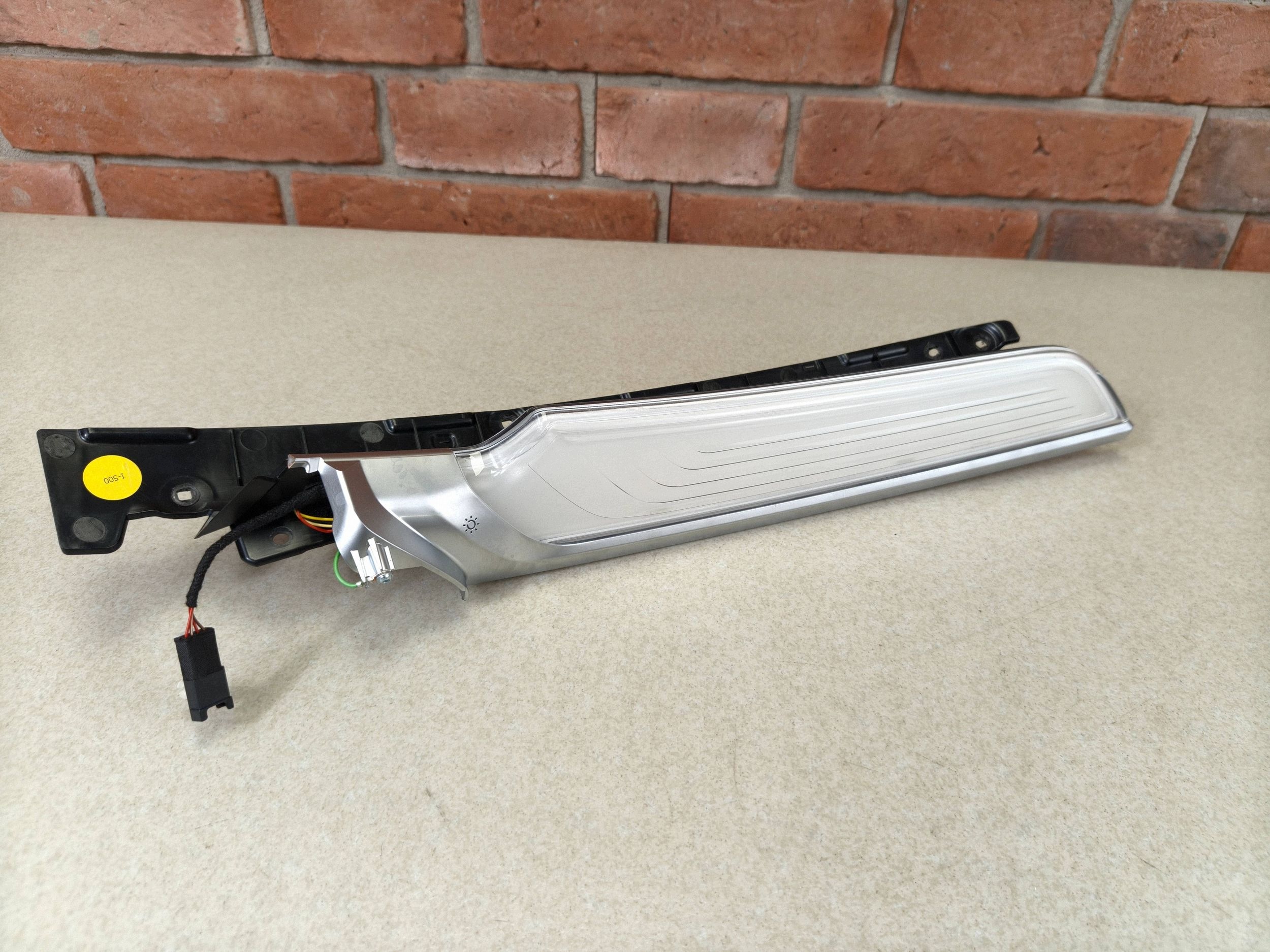 BMW G12 Luz LED Espada Puerta Trasera Der. 9390904 image 2