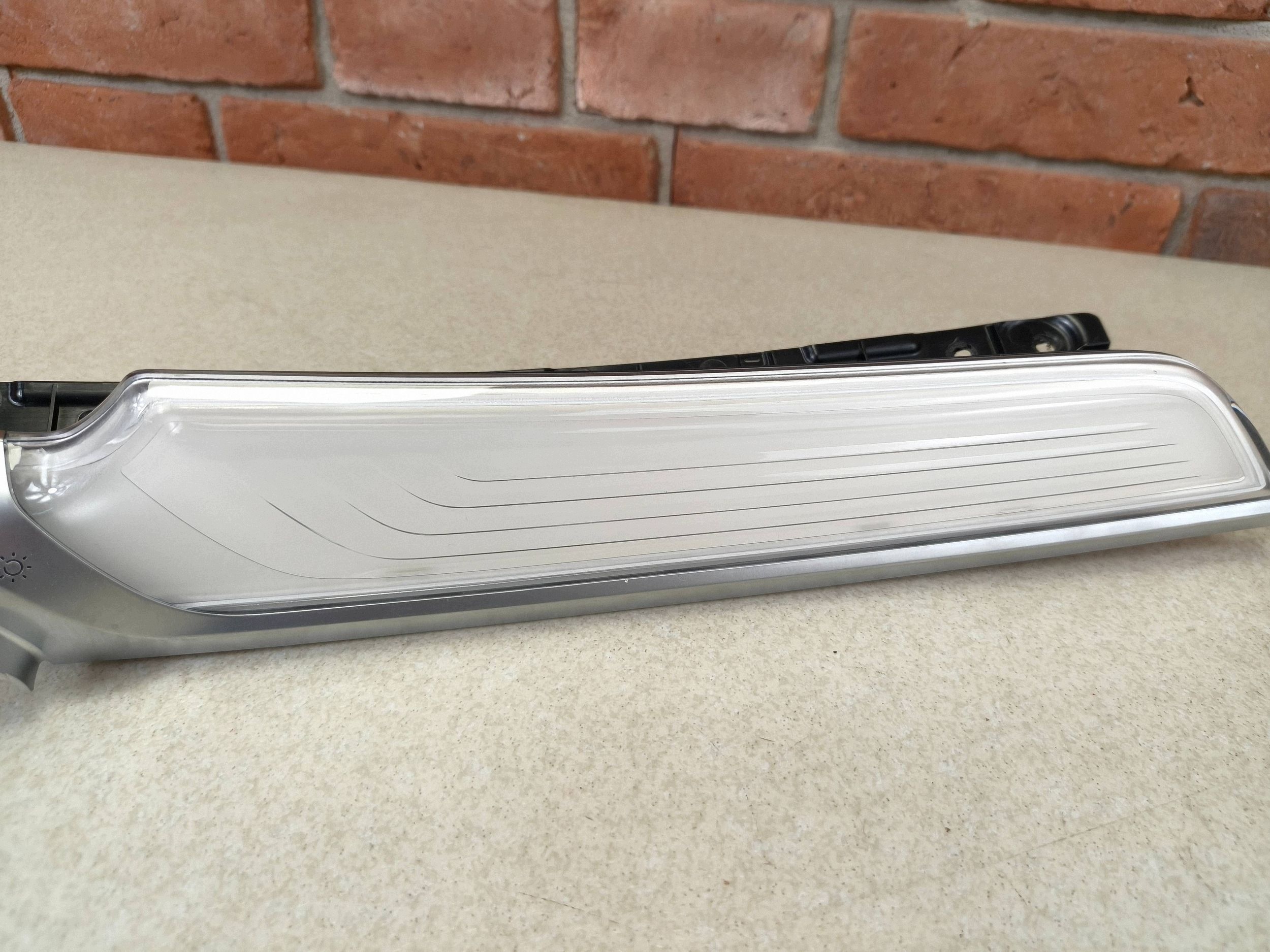 BMW G12 Luz LED Espada Puerta Trasera Der. 9390904 image 4