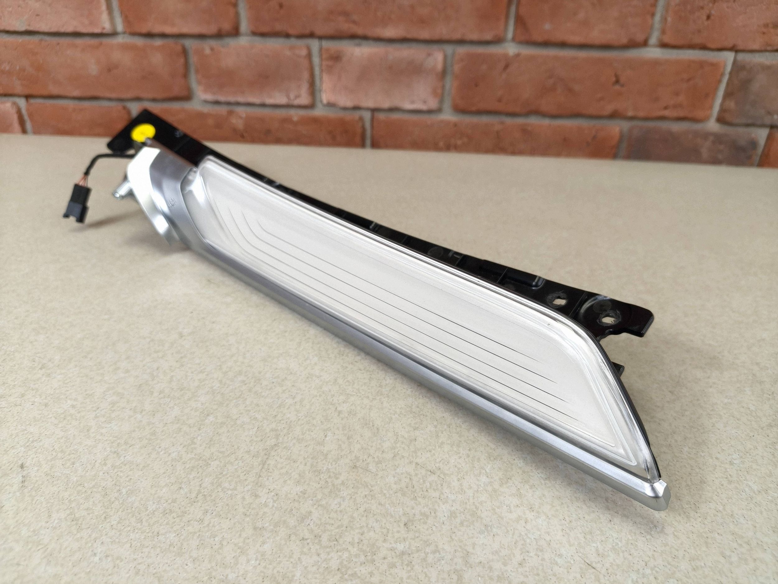 BMW G12 Luz LED Espada Puerta Trasera Der. 9390904 image 6