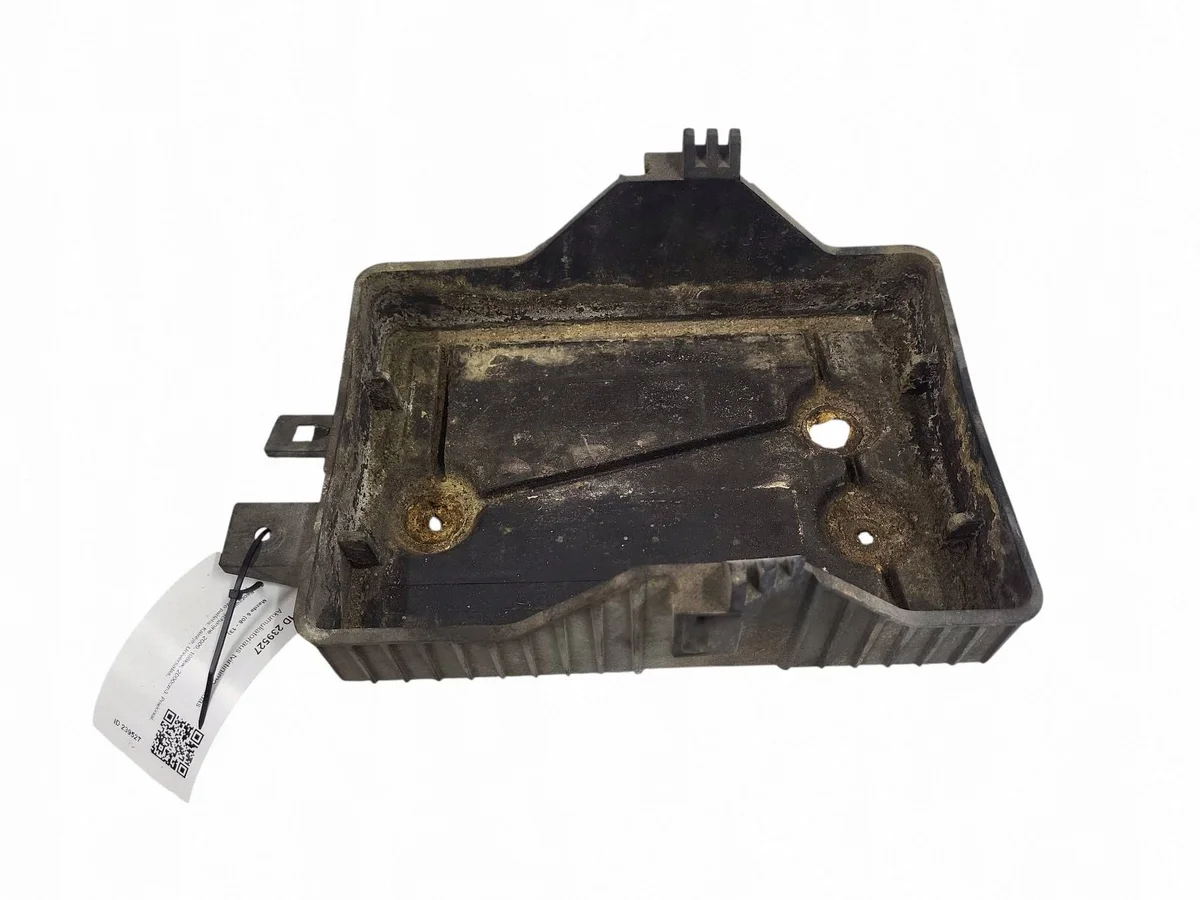 Mazda OE GS1D56041 - Usado image 4