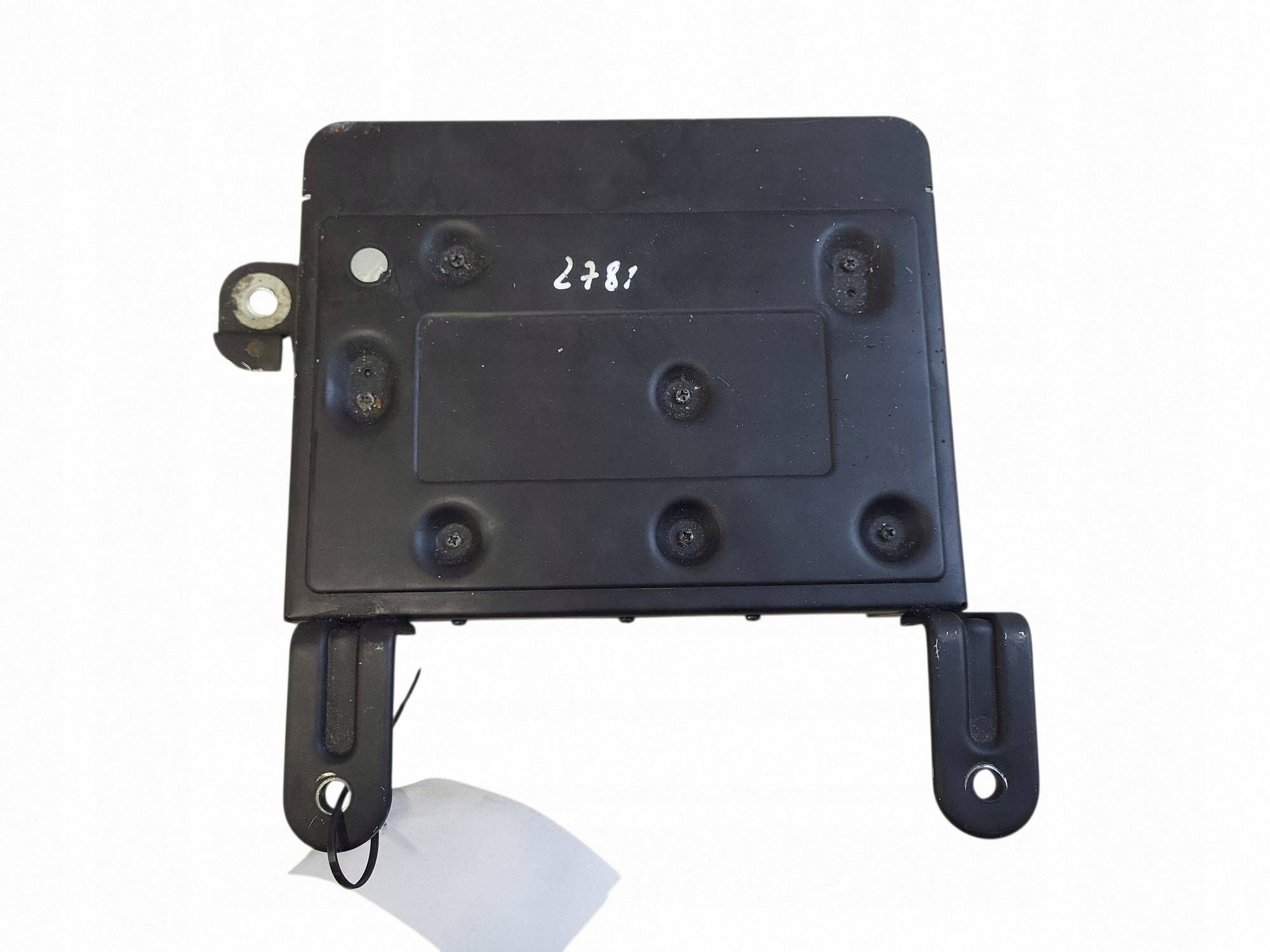 Volvo V70 III P31360322AA Amplificateur image 2