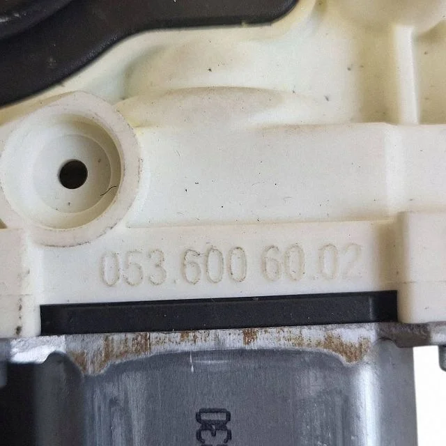 Motor raambediening achter links Skoda Octavia II image 6